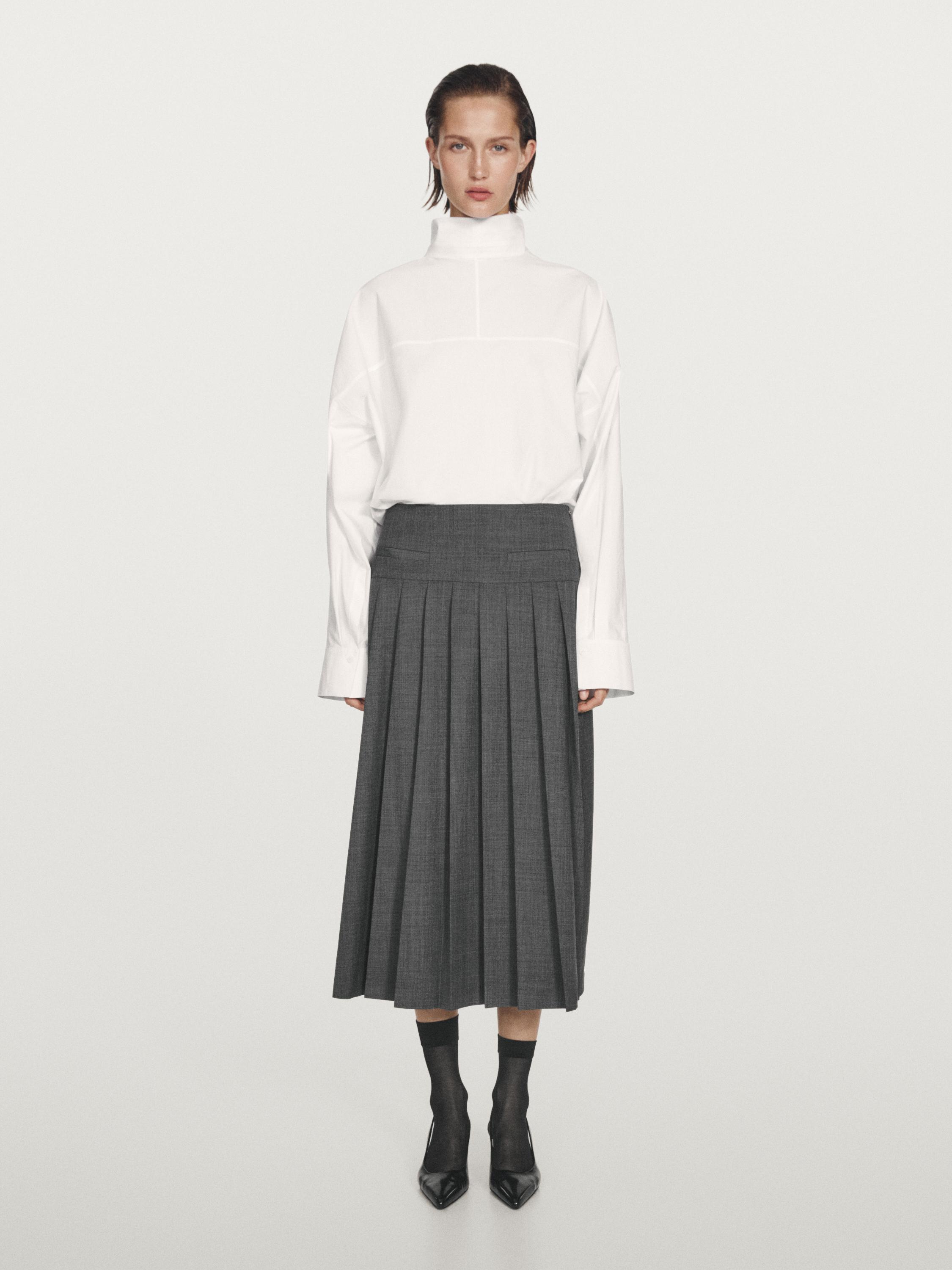 Midi skirt with box pleats