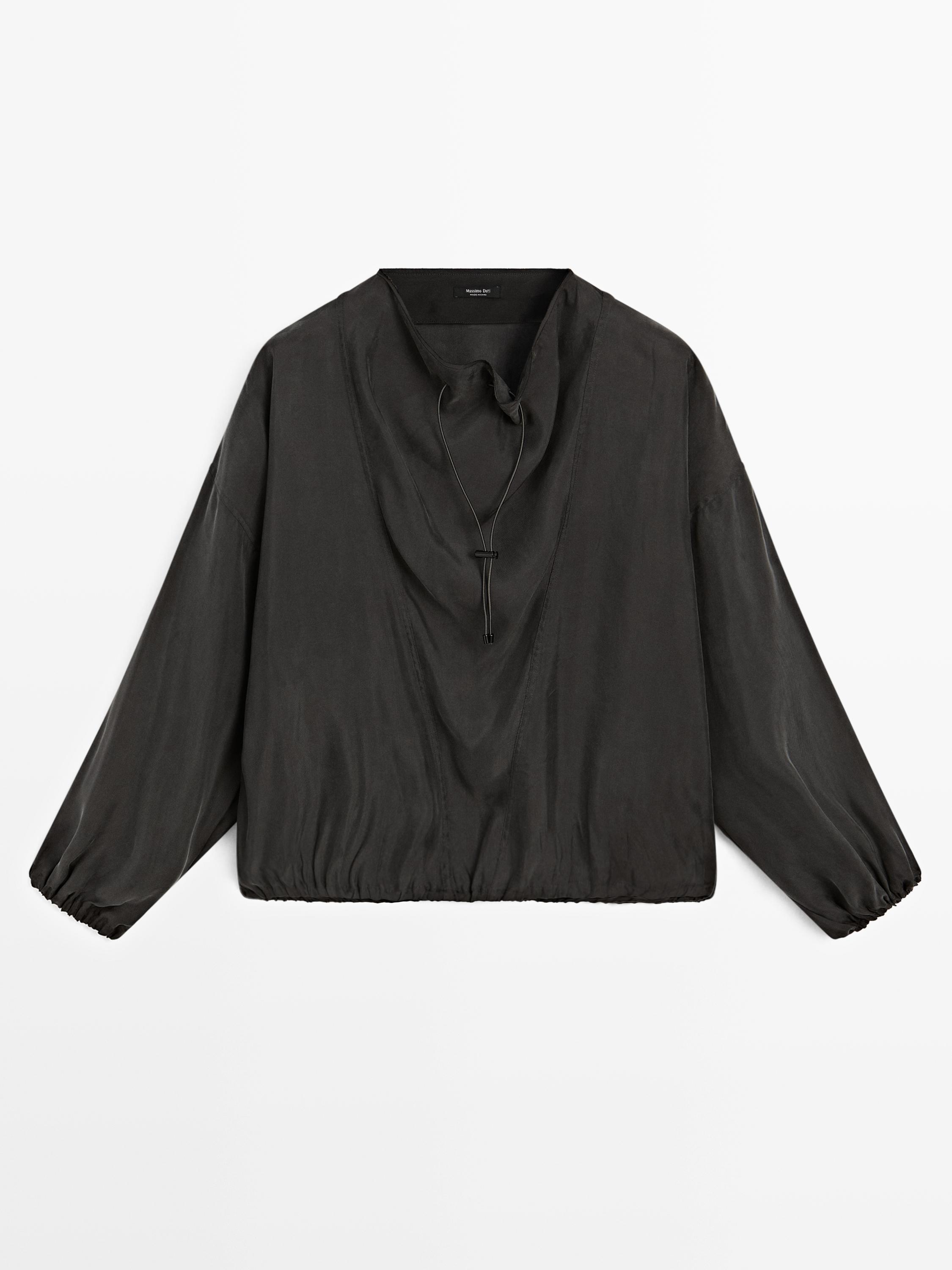 Shirt with drawstring detail