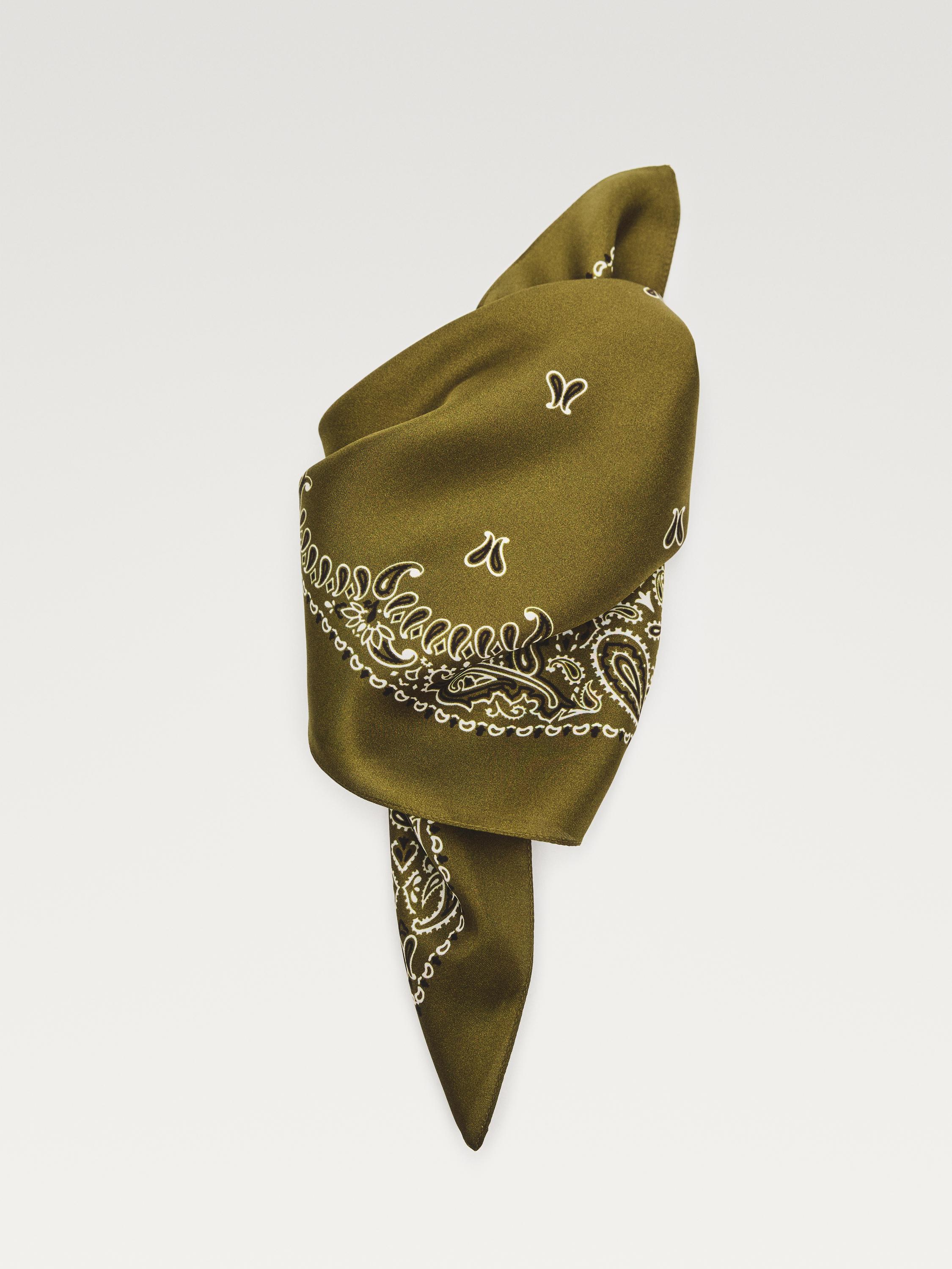Pañuelo estampado pasley