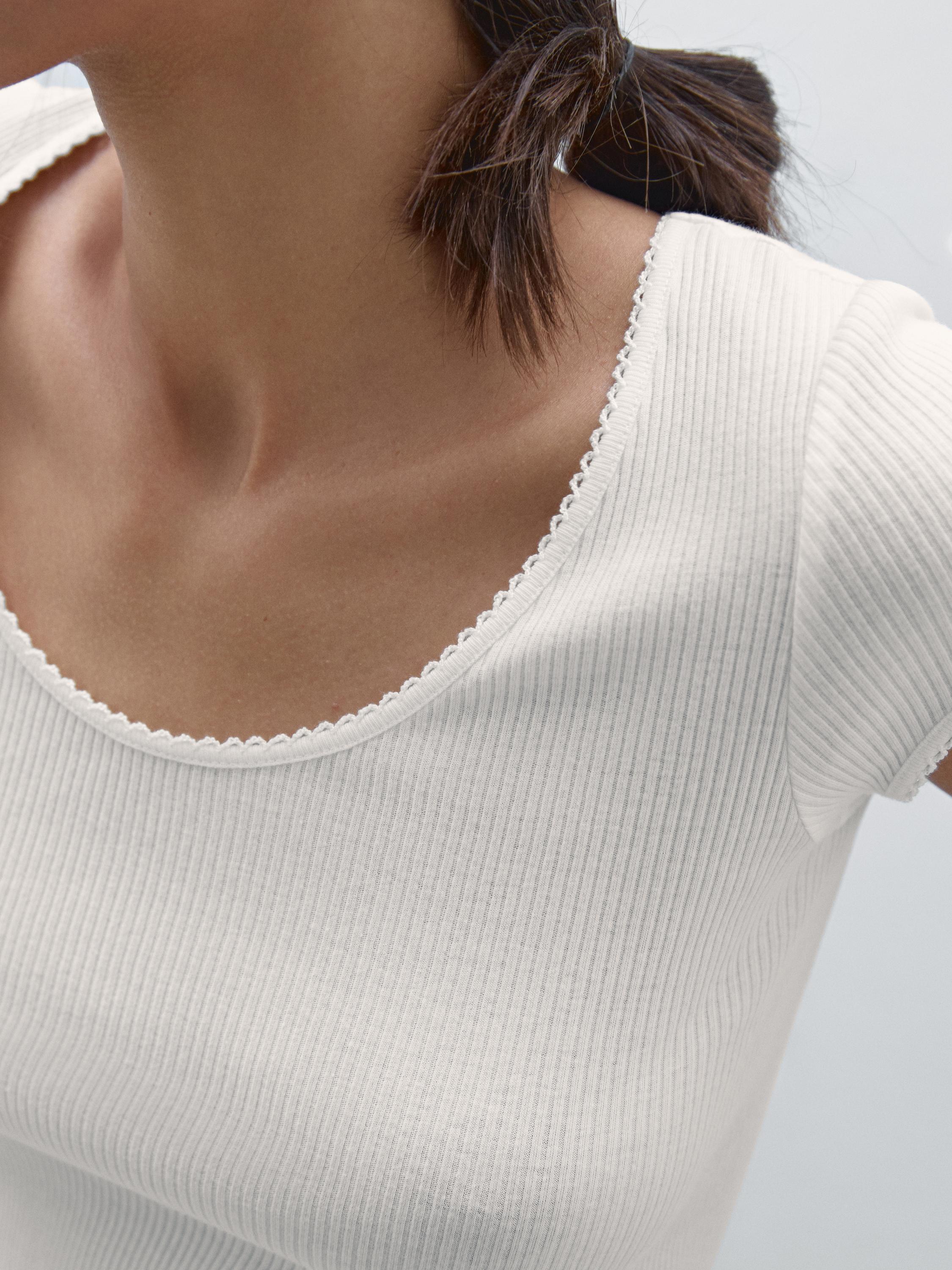 Cotton T-shirt with lace trim detail