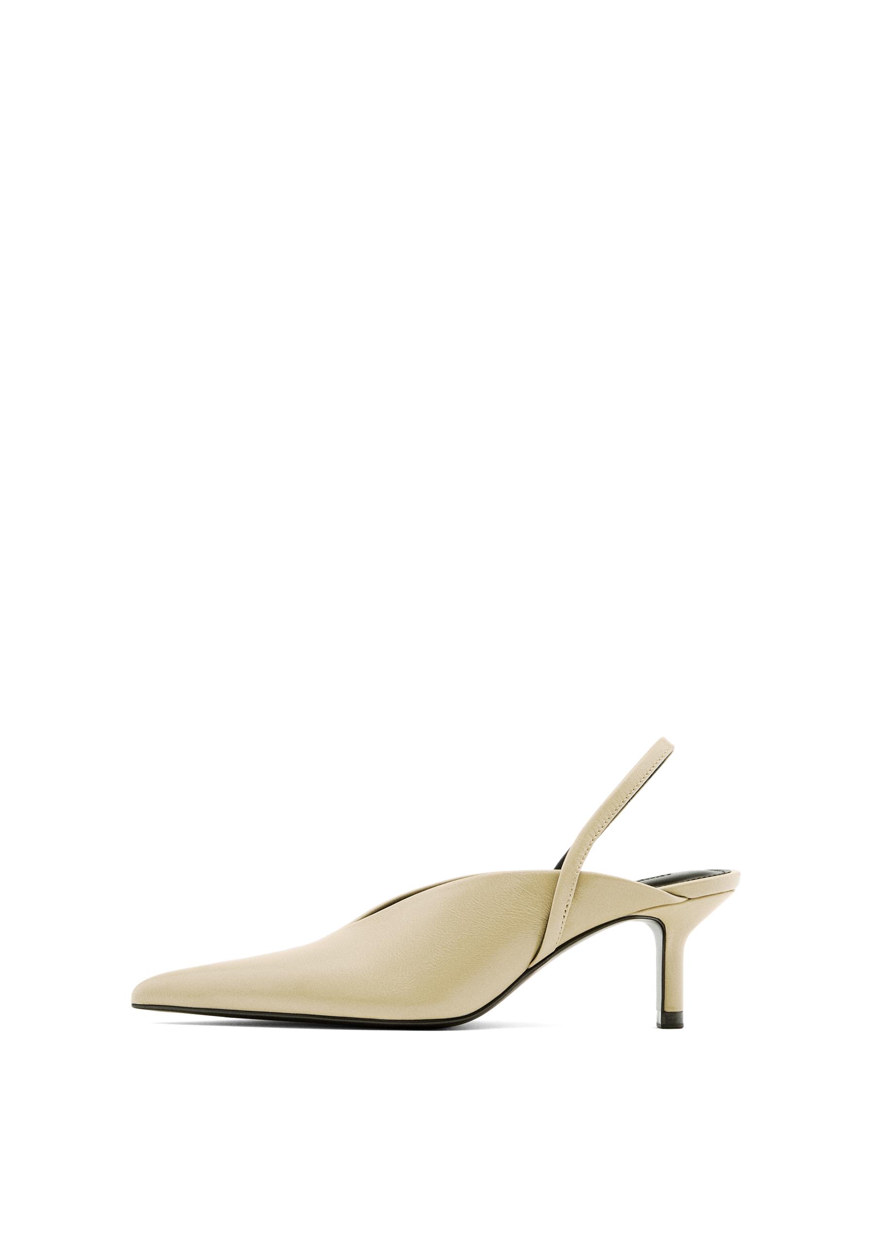 Arkası açık topuklu ayakkabı