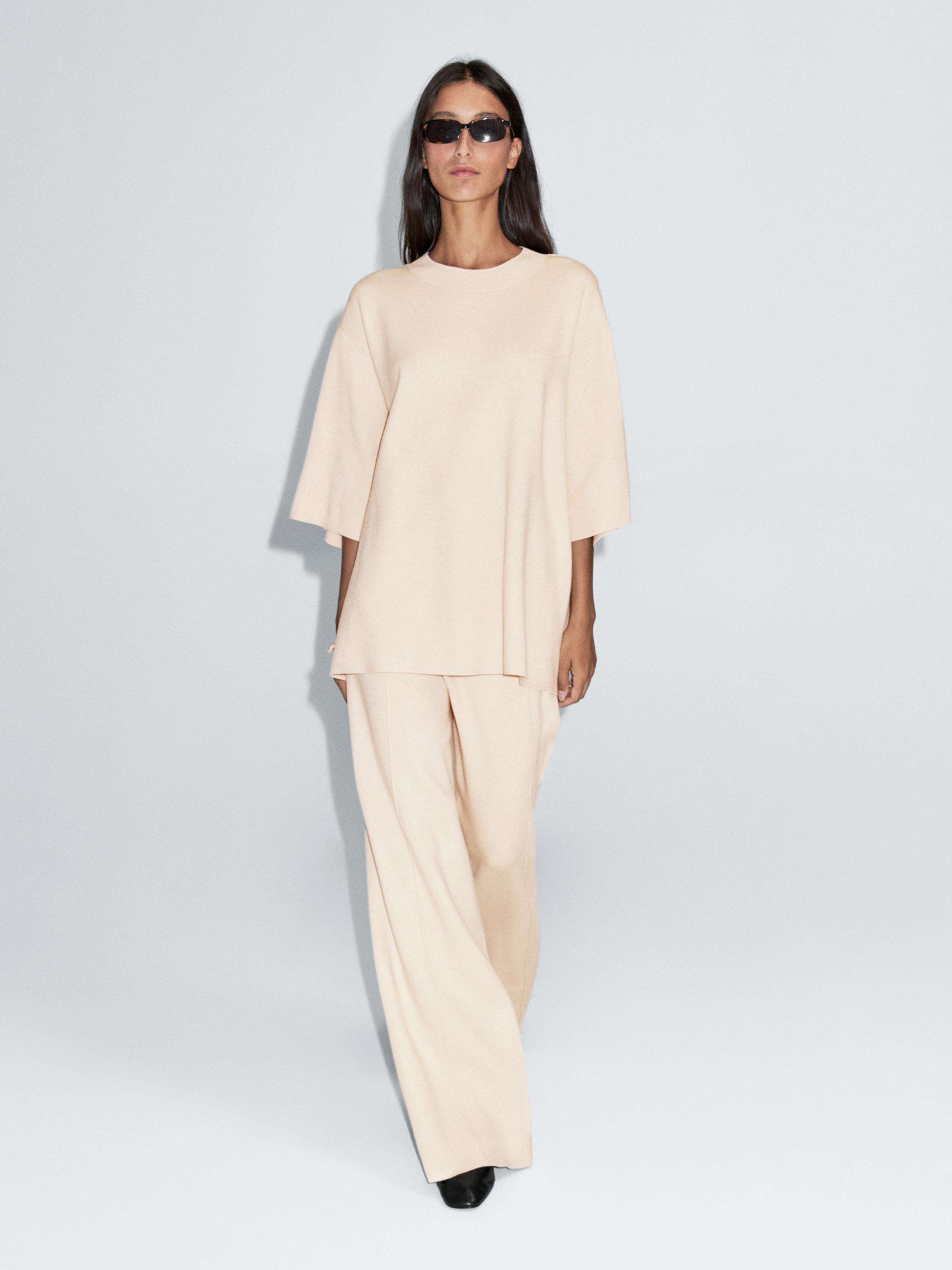 Knit T-shirt with ribbed neck