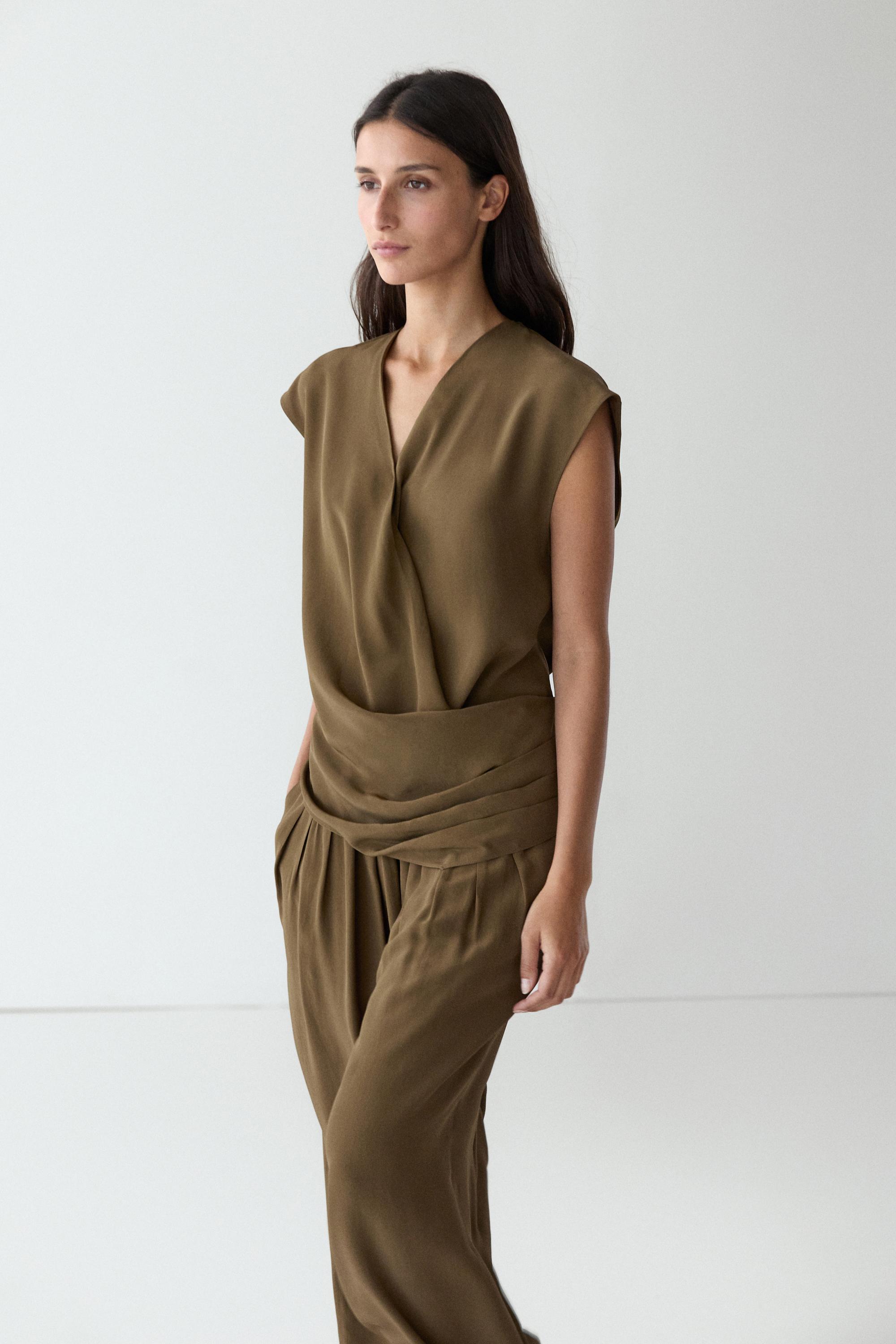 Top fluide drapé ensemble