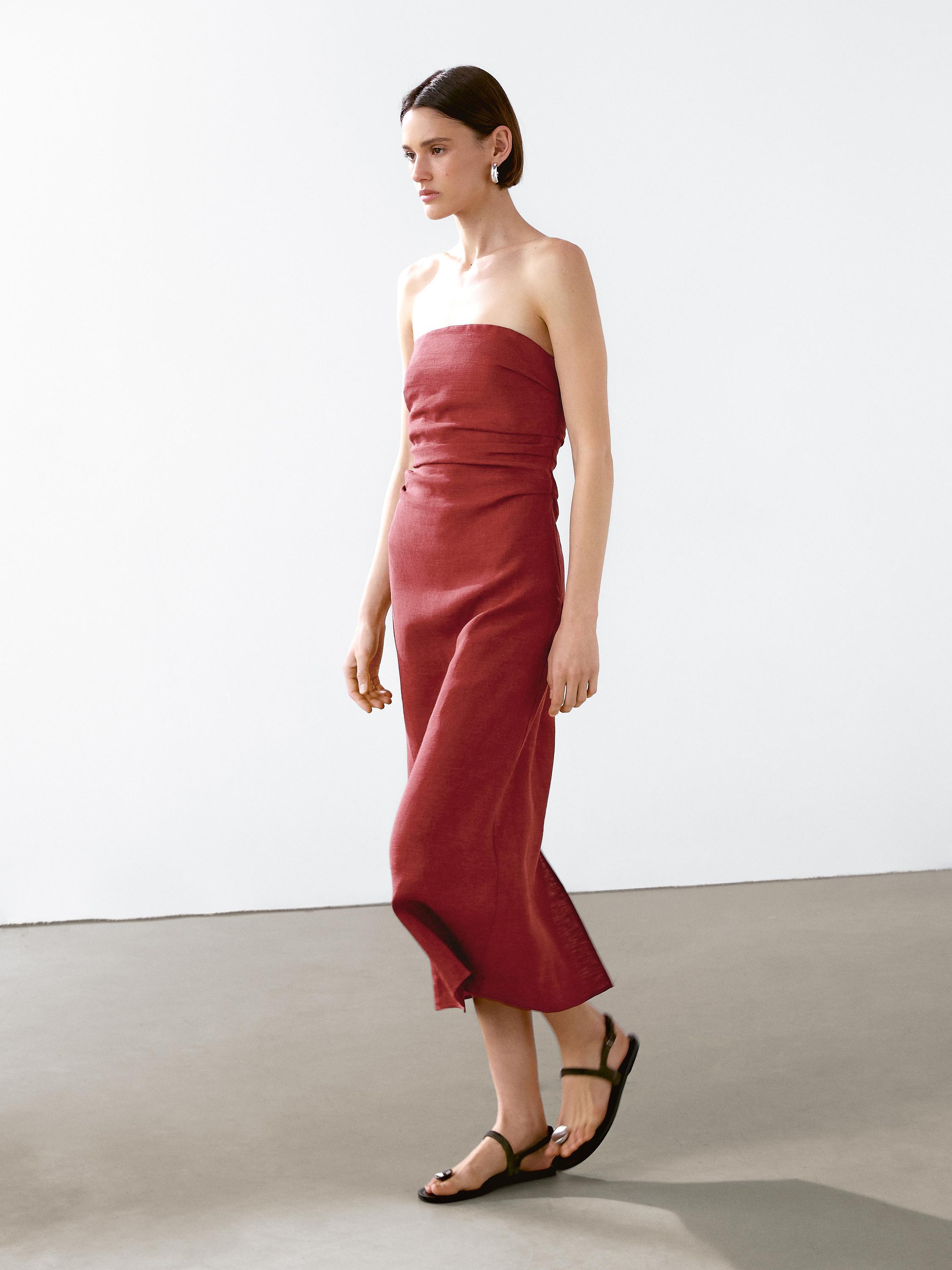 فستان ميدي كتان دون حمالات