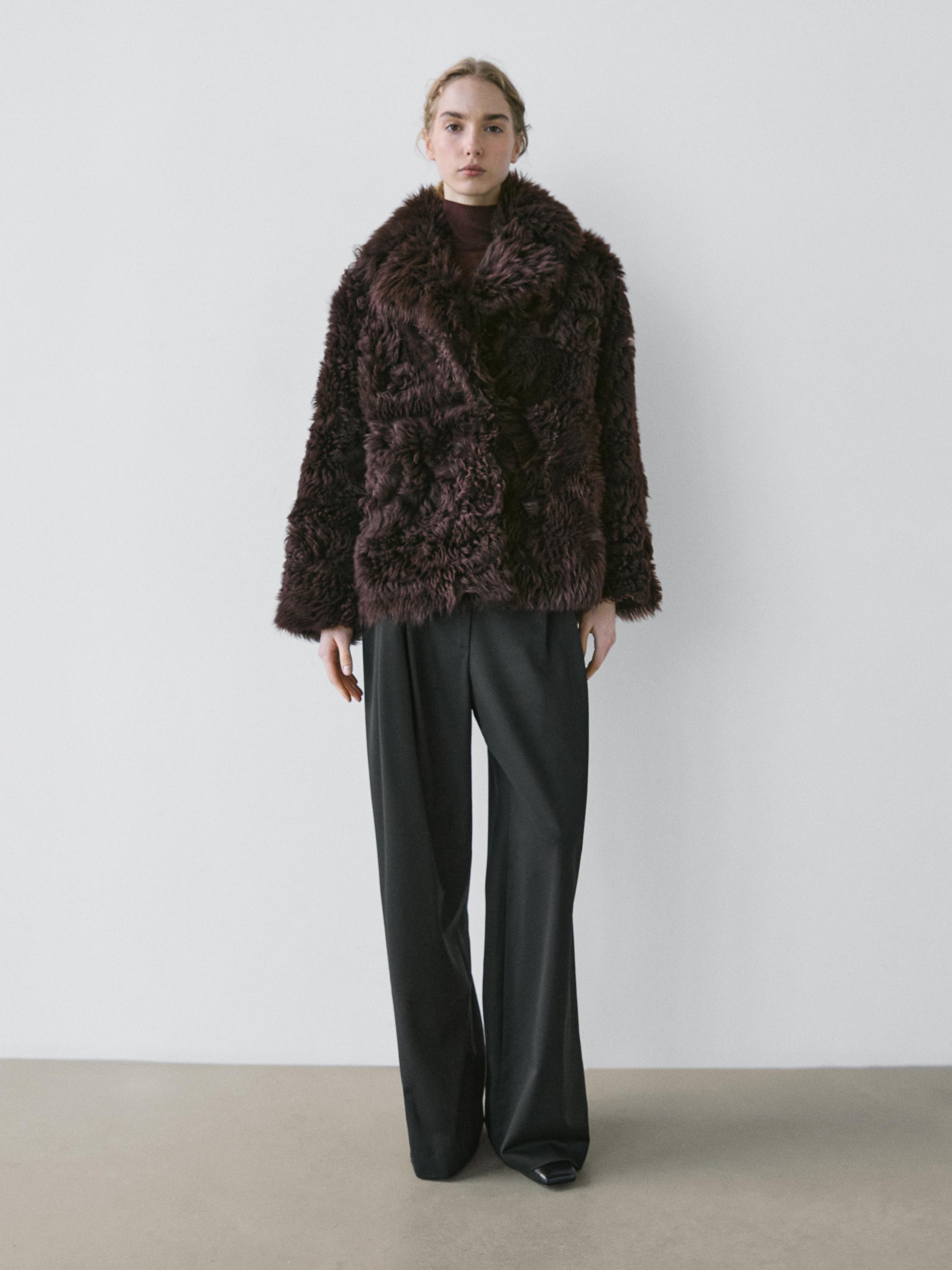 Sheepskin leather coat with lapel collar - STUDIO