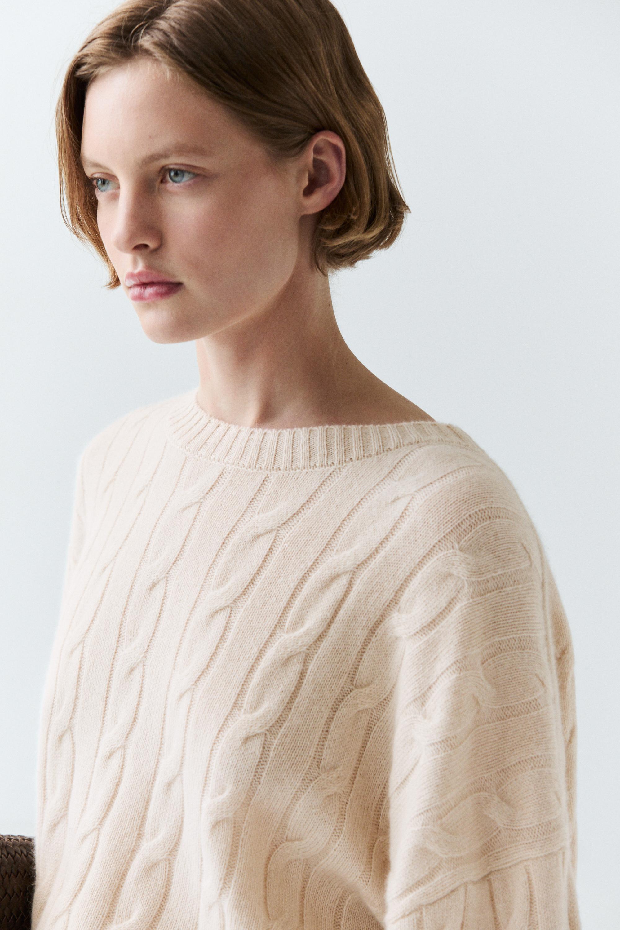 100% cashmere cable-knit sweater — BEIGE
