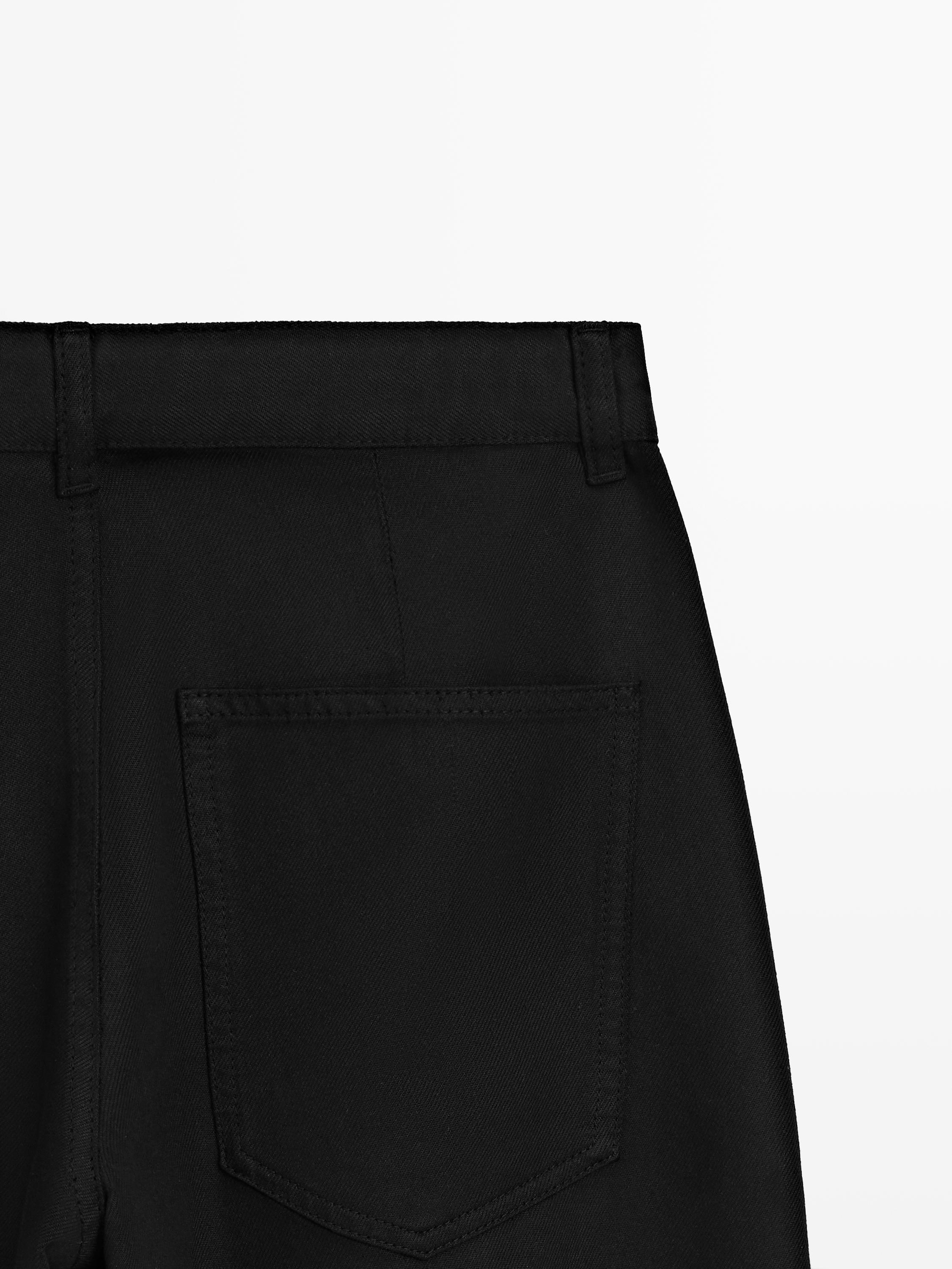 Flowing barrel fit trousers — BLACK