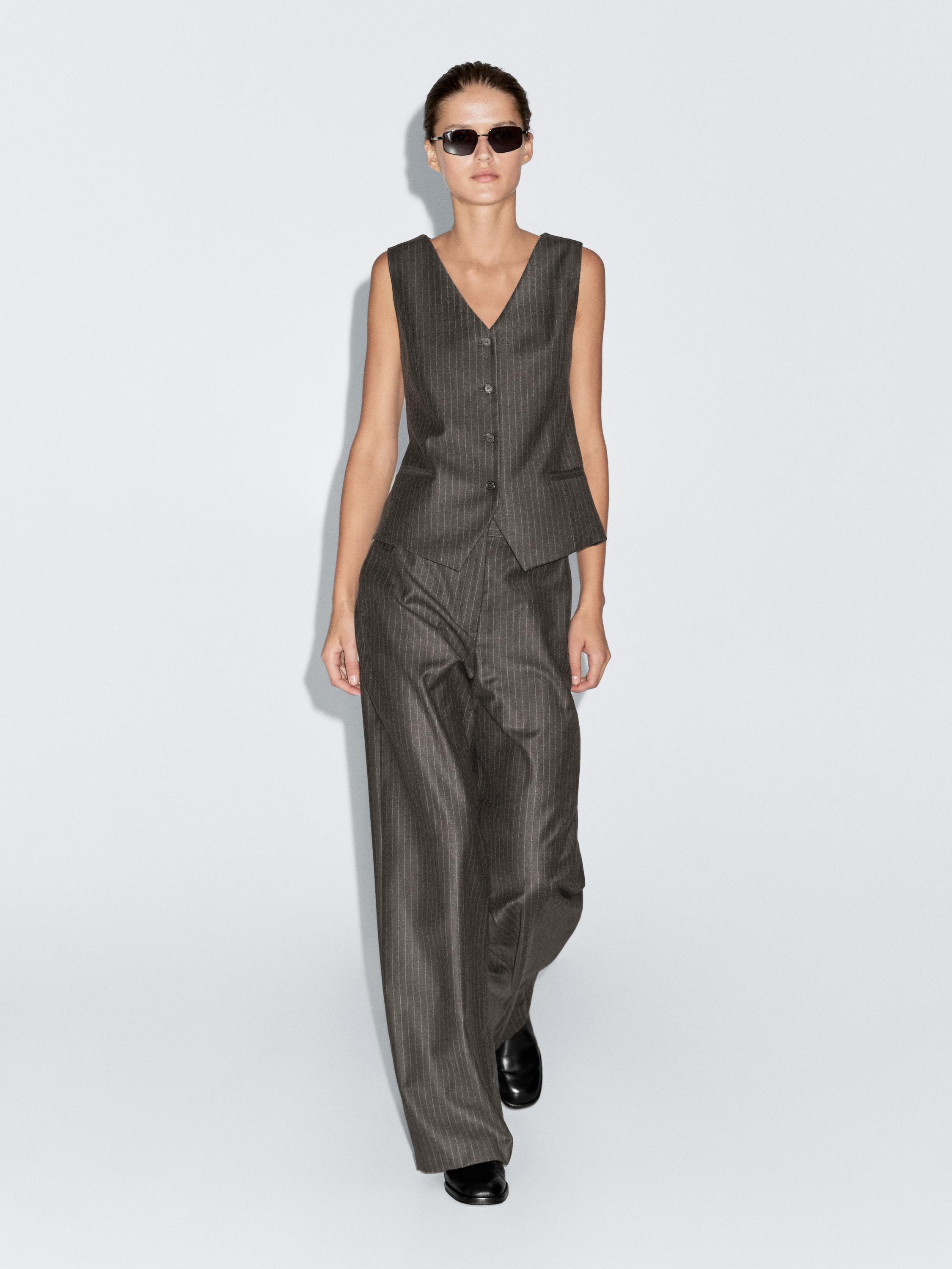 بنطلون صوف 100% بخطوط رفيعة