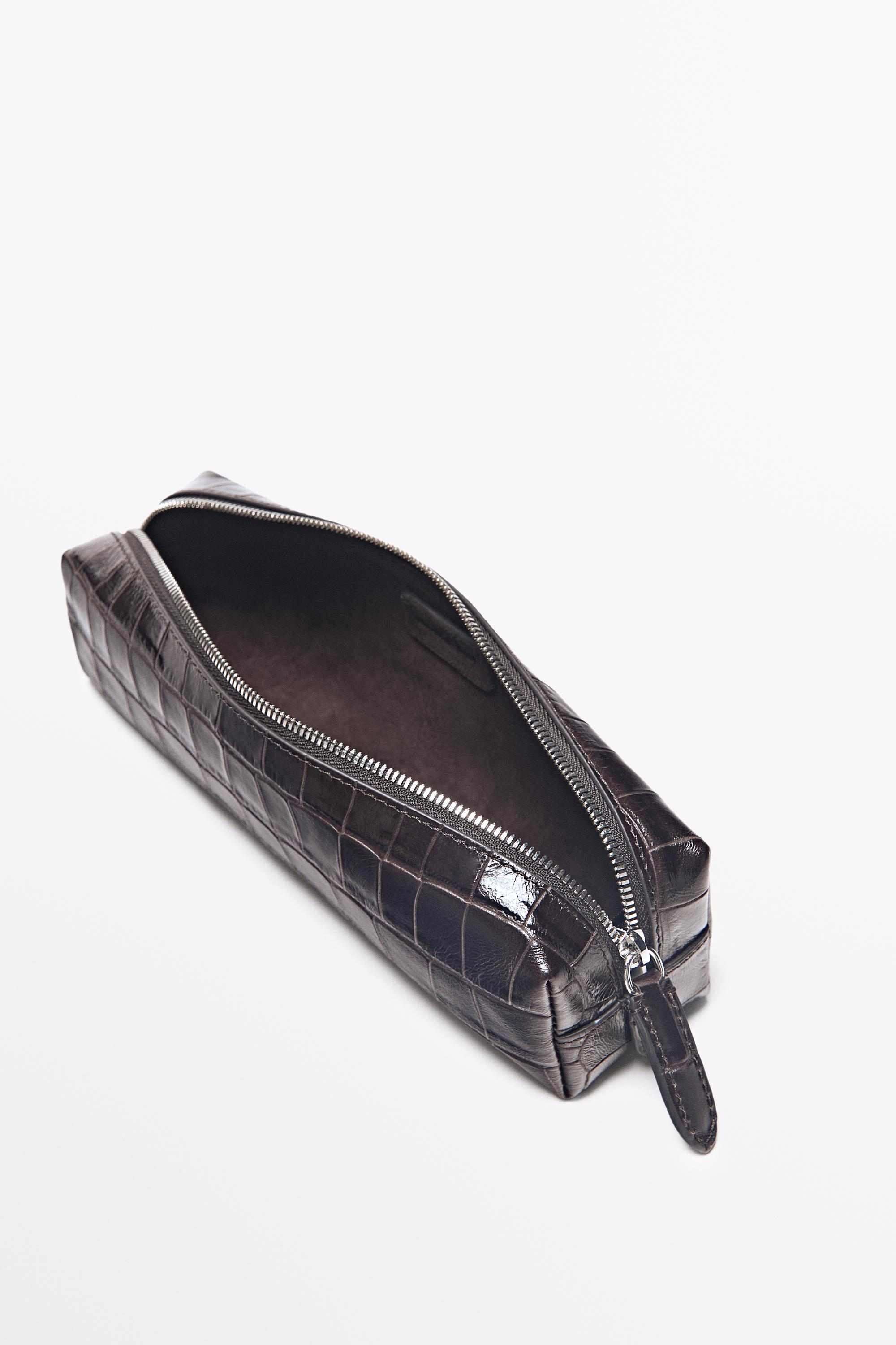 Textured leather case