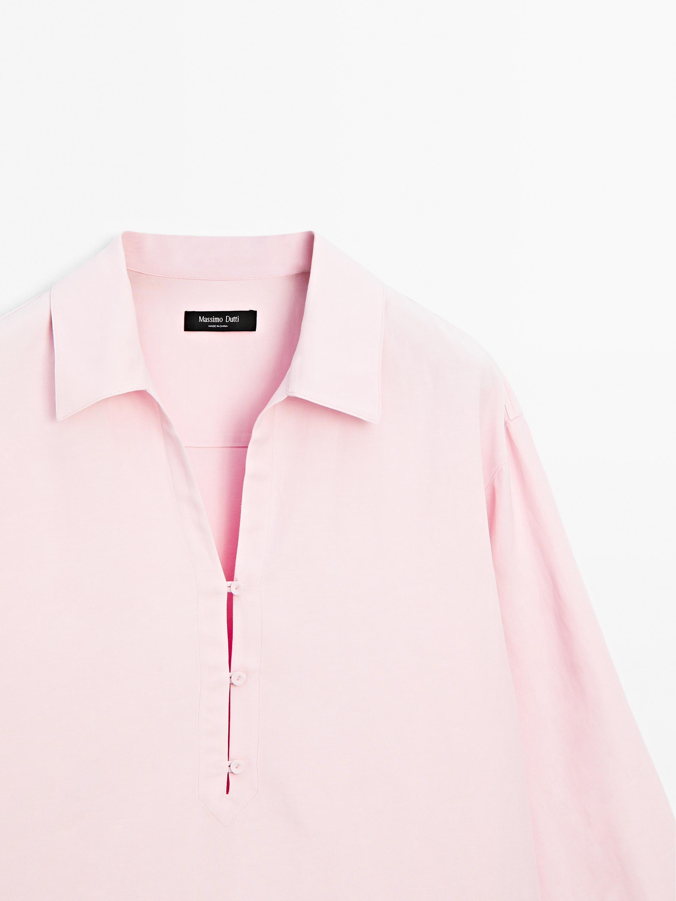 Lightweight blouse with polo collar