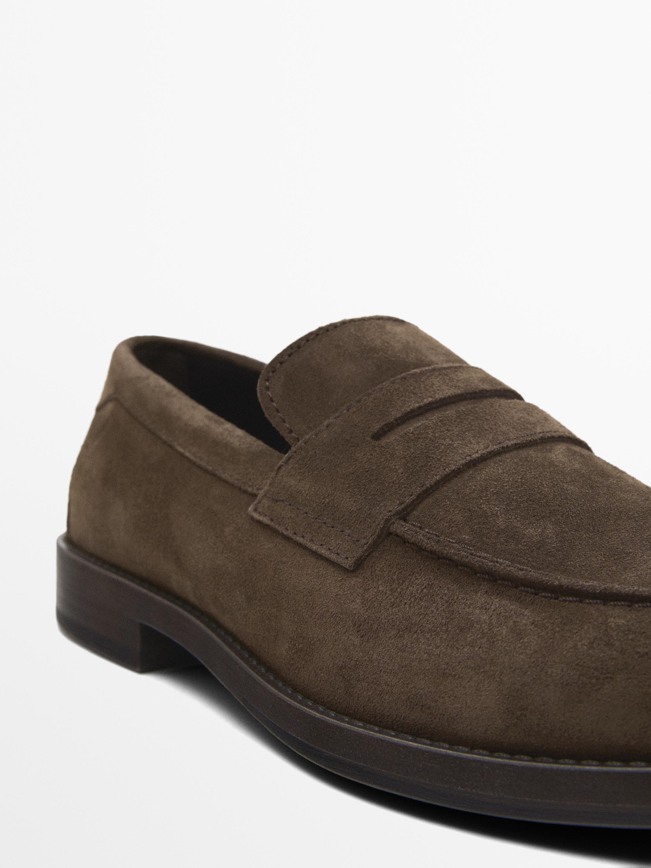Pennyloafers i mocka