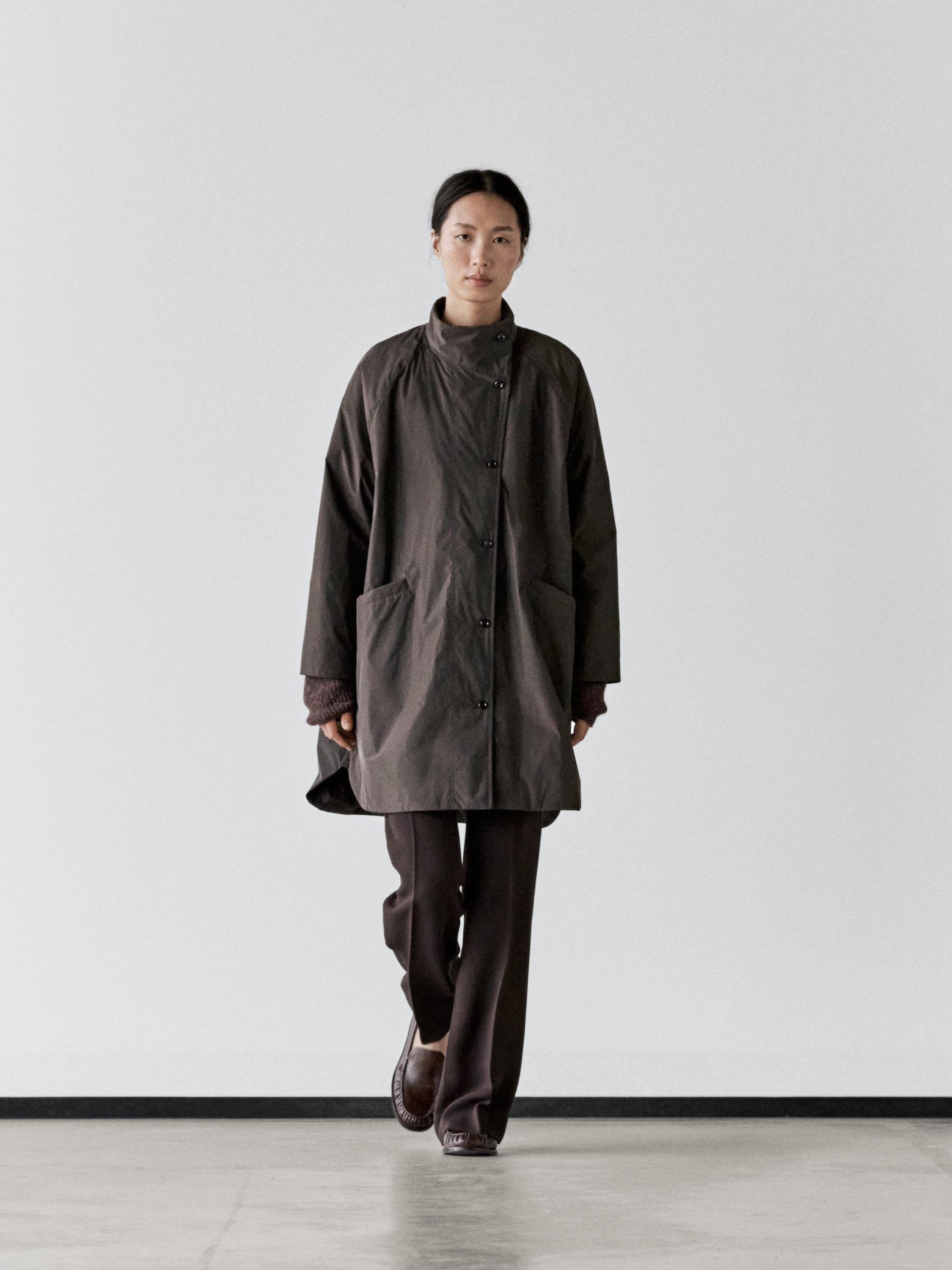 Flared trousers with pocket — Chocolate