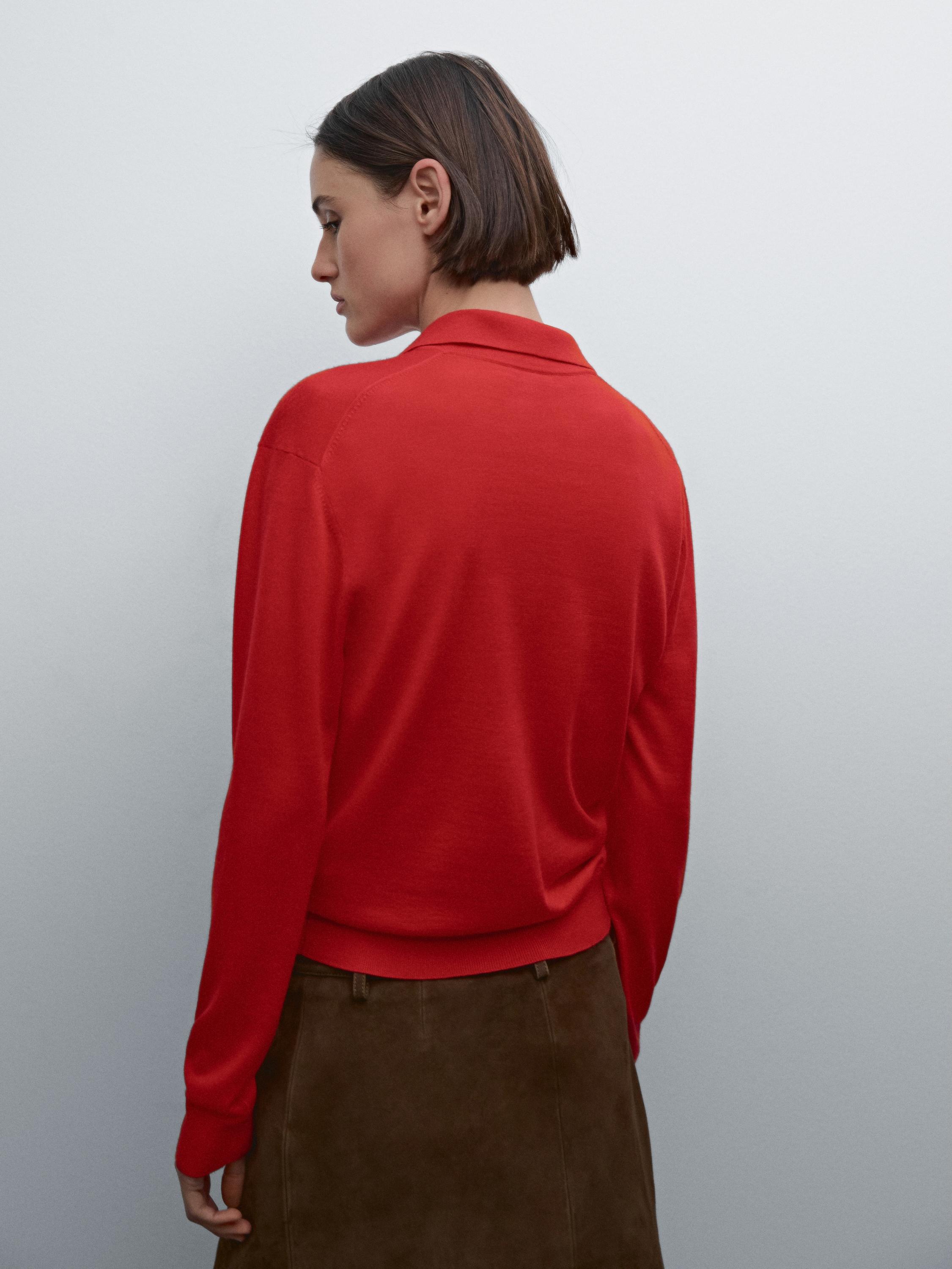 100% wool polo collar sweater with buttons