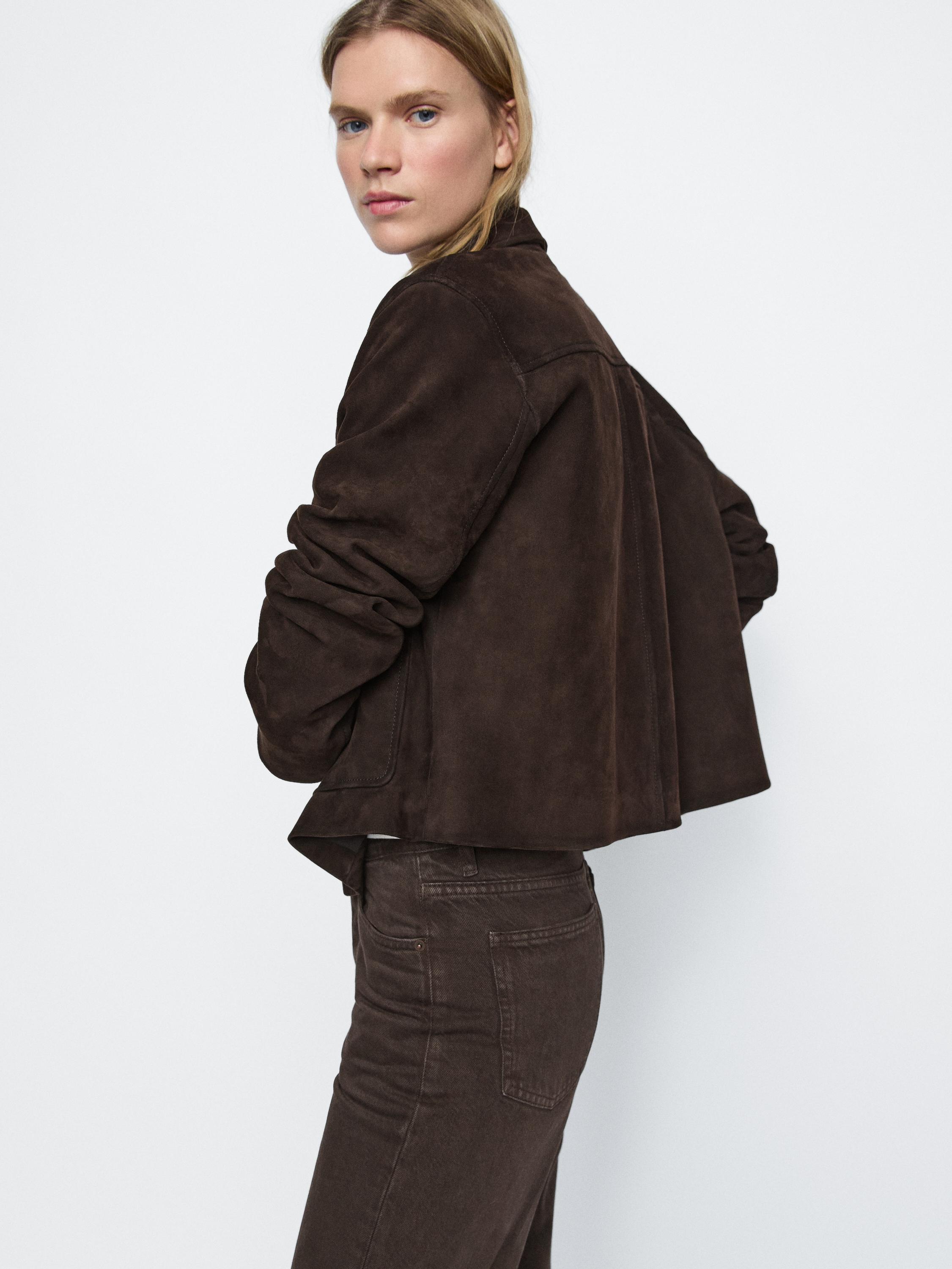 Mid-waist wide-leg jeans