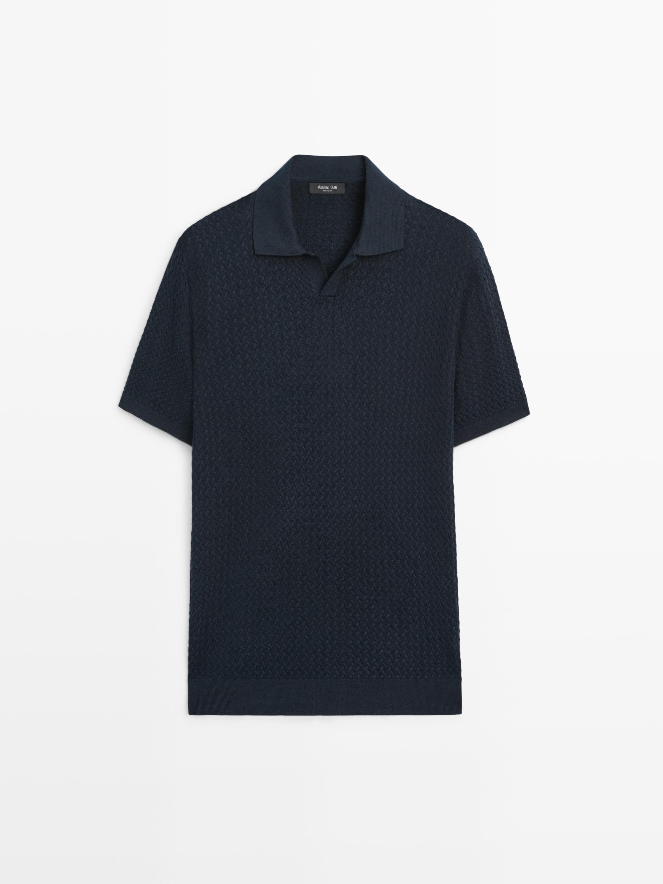 Örgü detaylı triko V yaka polo t-shirt