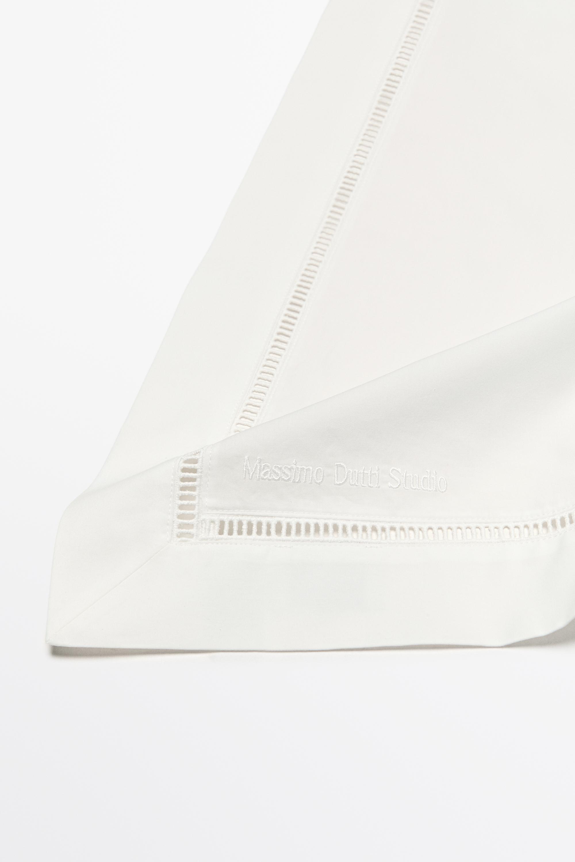 100% Cotton Bandana - STUDIO — Off white