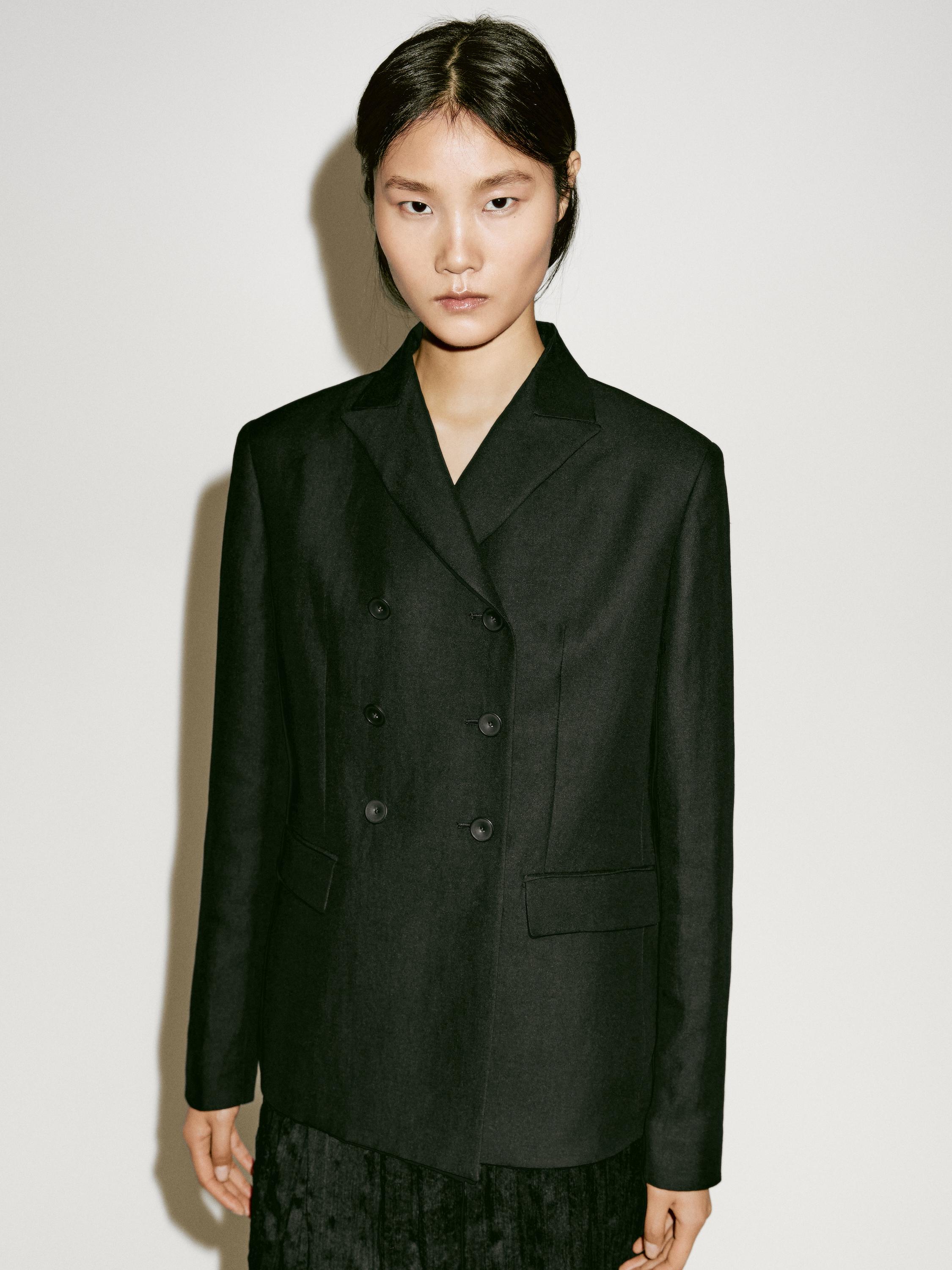 Fitted double-breasted blazer - Limited Edition · Black