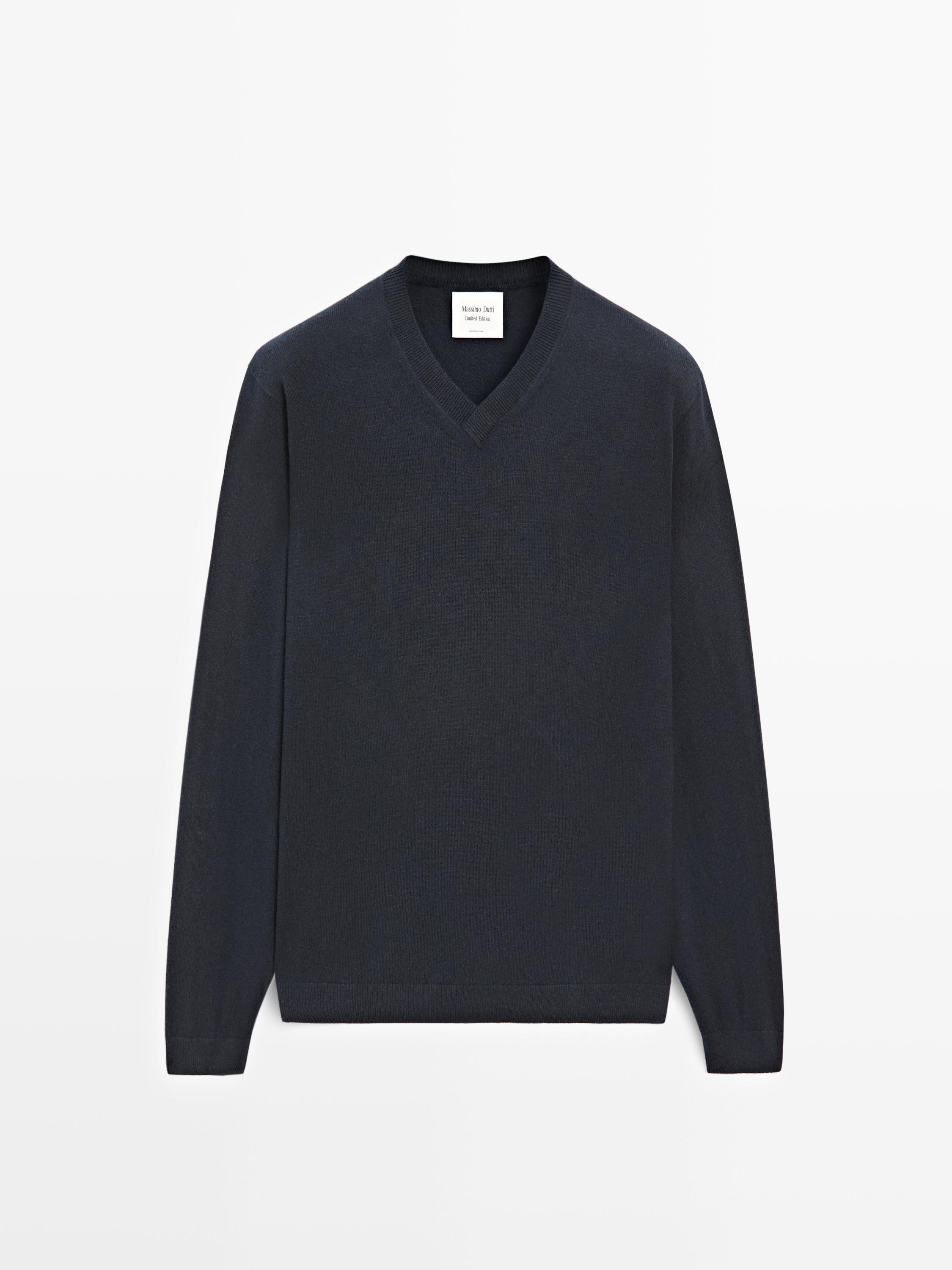 Wool and cashmere knit V-neck sweater - LIMITED