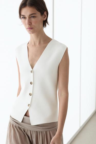 Knit waistcoat with button details — WHITE 3