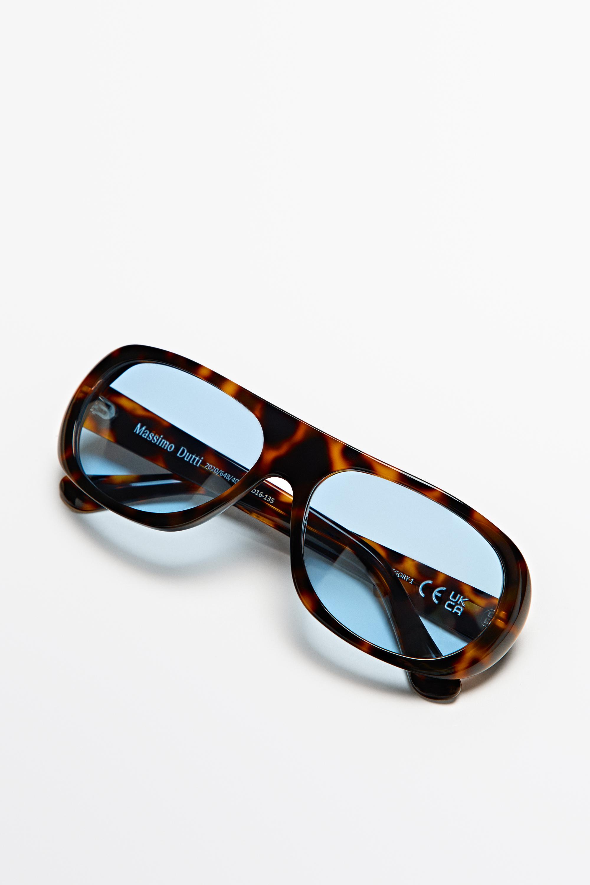 Wide tortoiseshell-effect sunglasses — BLUE