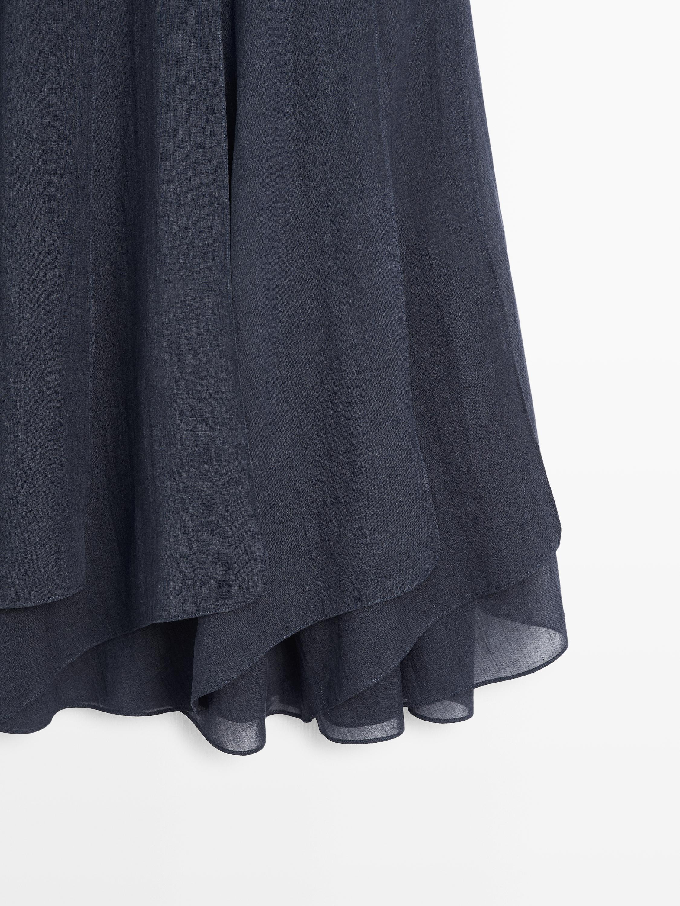 Long flowing skirt with ruffles