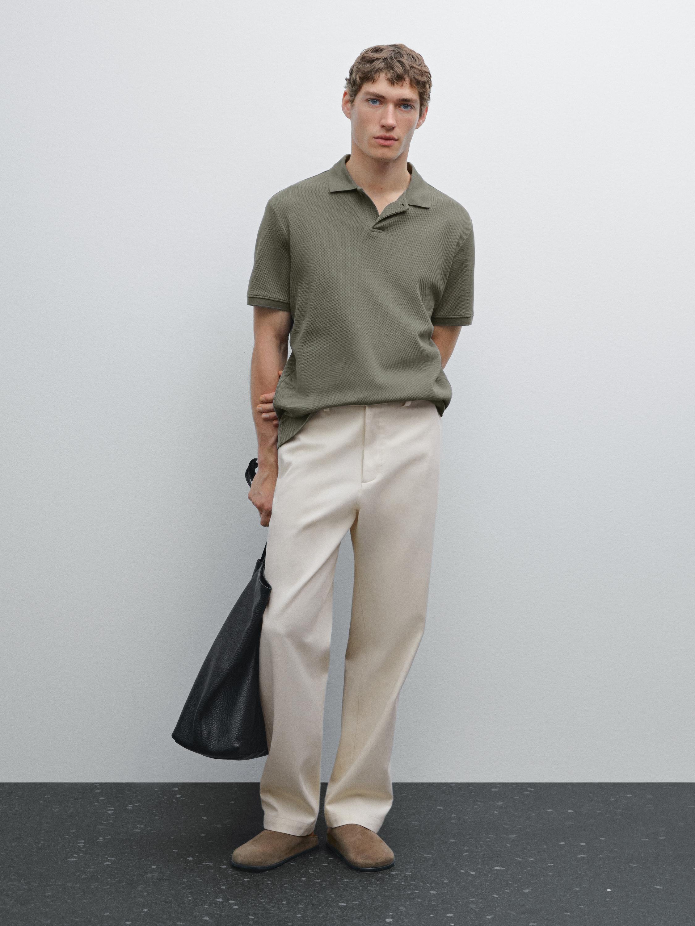 Short sleeve micro-textured polo shirt