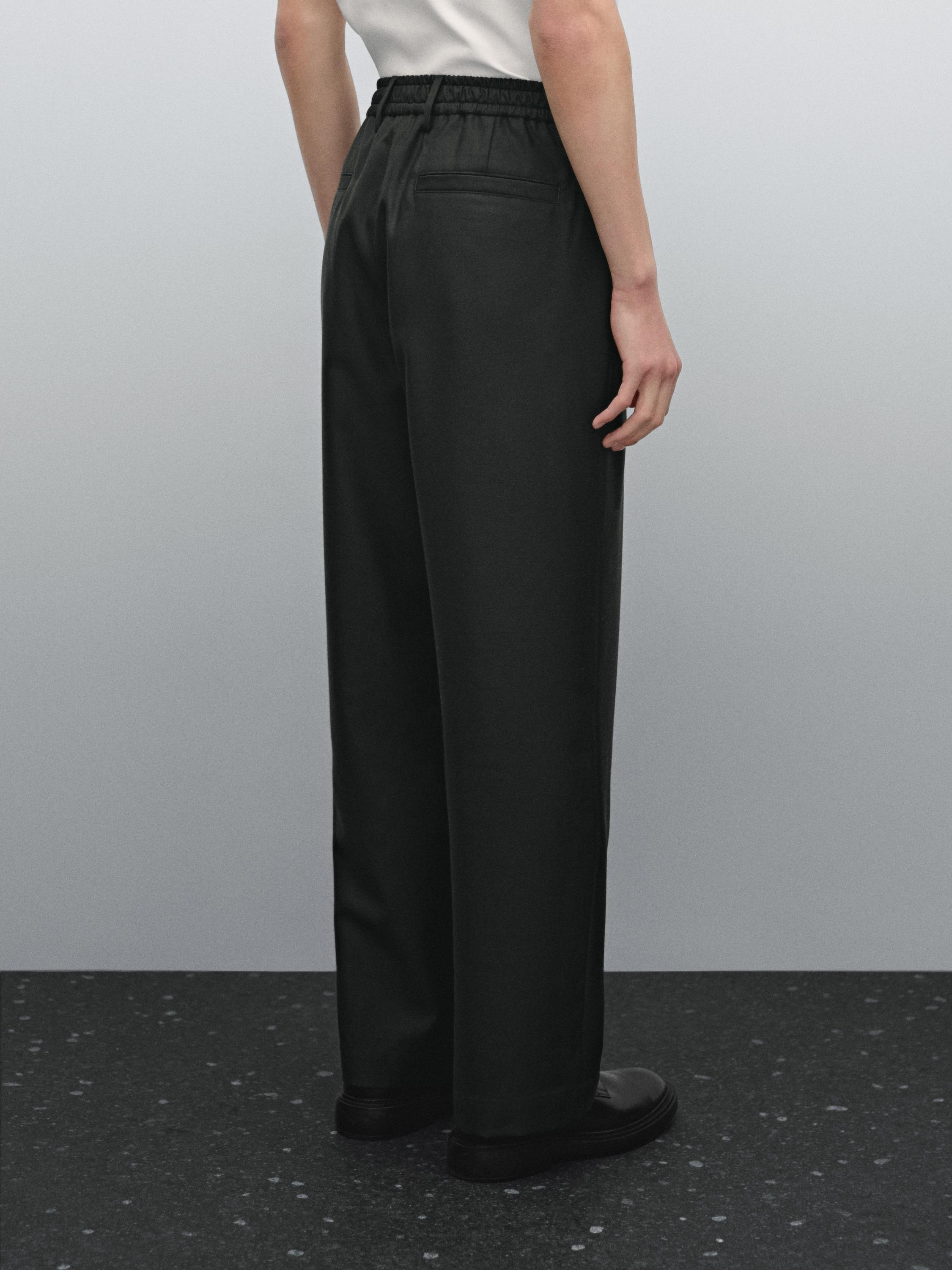 Spodnie jogger ze 100% wełny