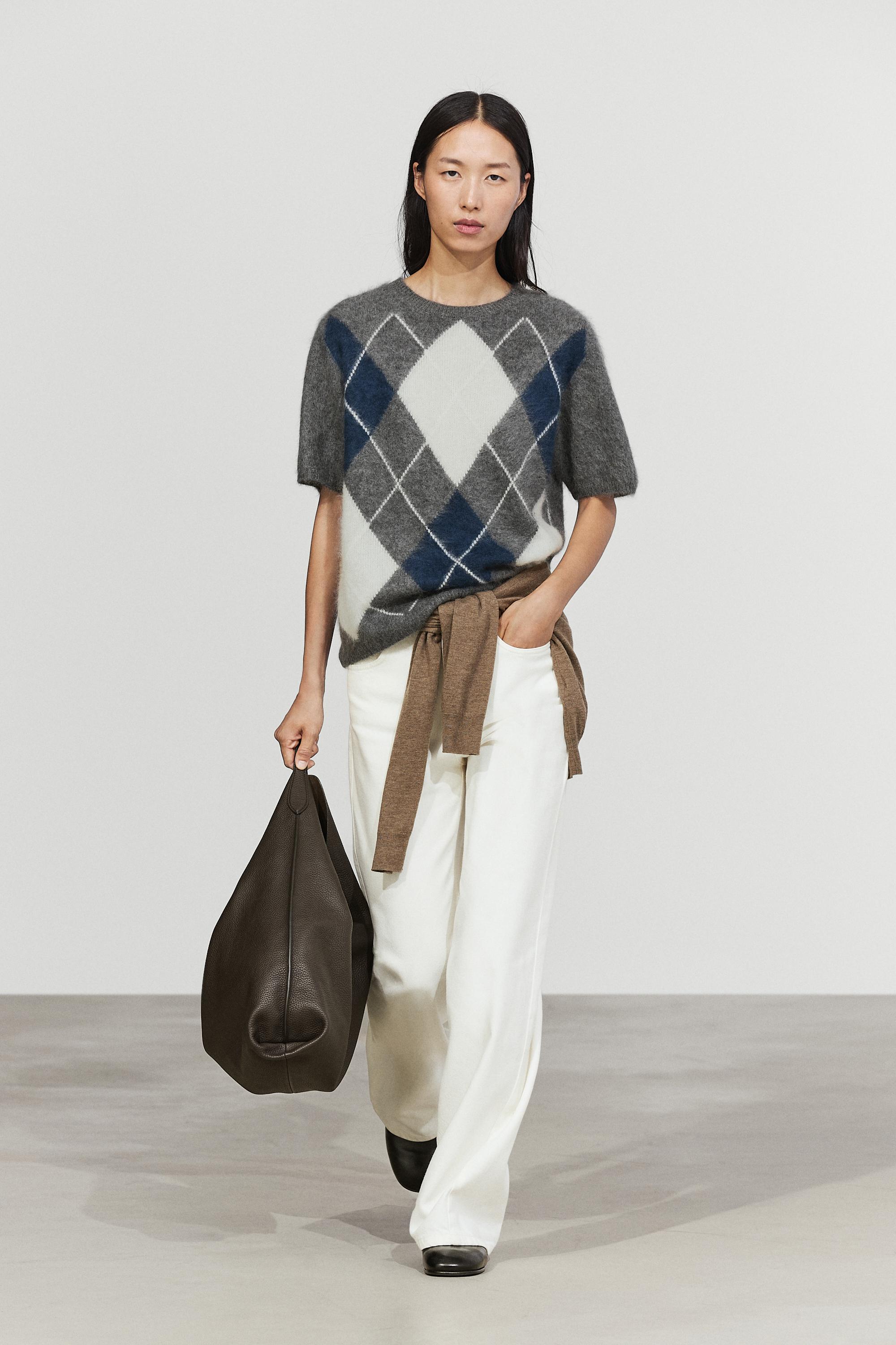 Wool cashmere argyle short sleeve knit sweater