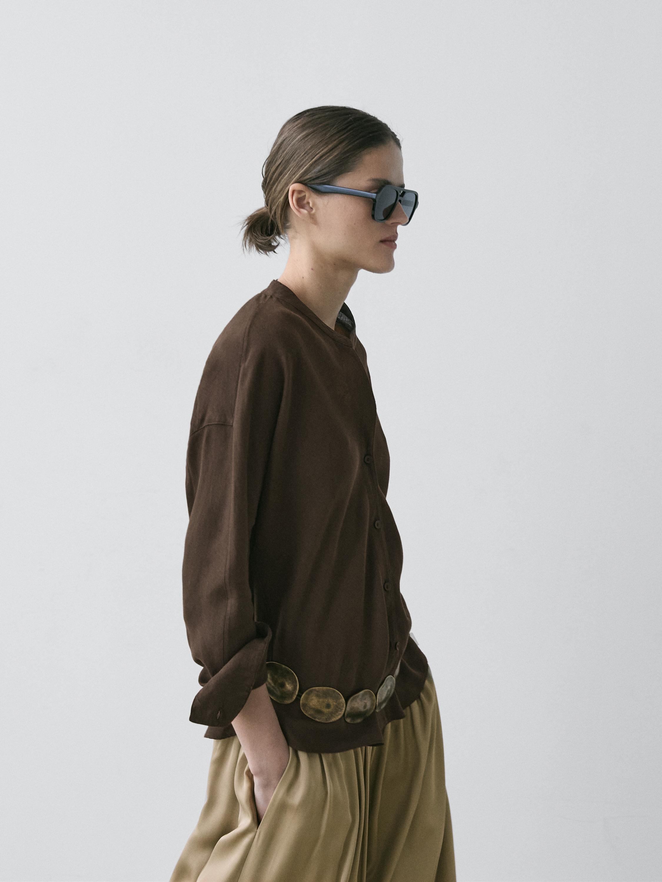 قميص كتان 100% بياقة قائمة