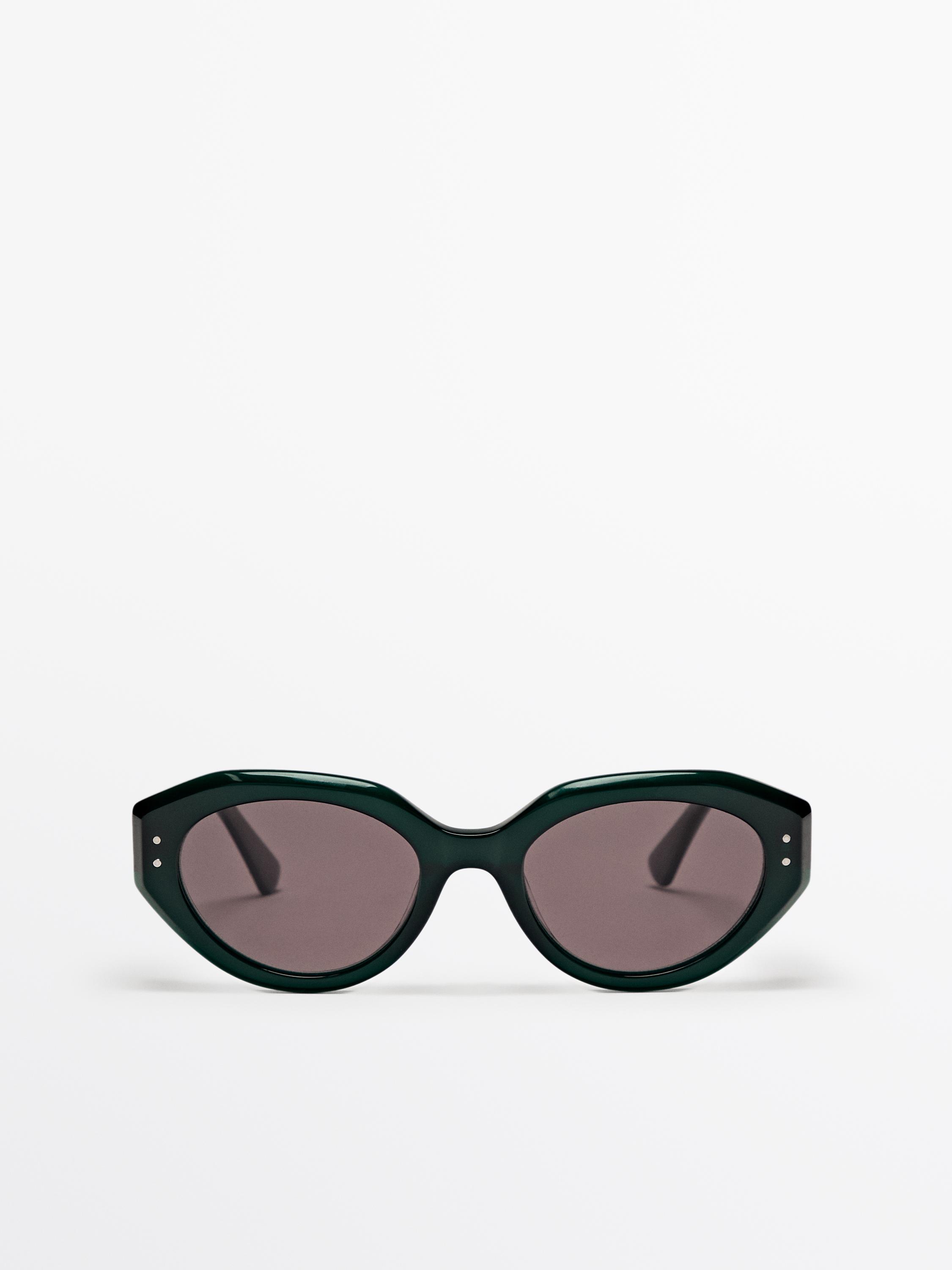 Oval sunglasses