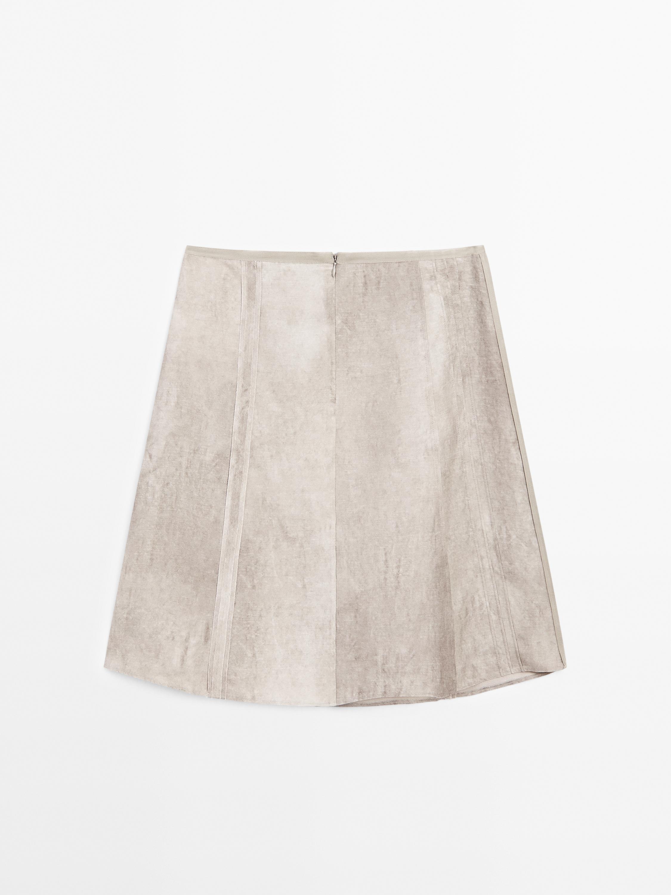 Maltinto skirt with seam details