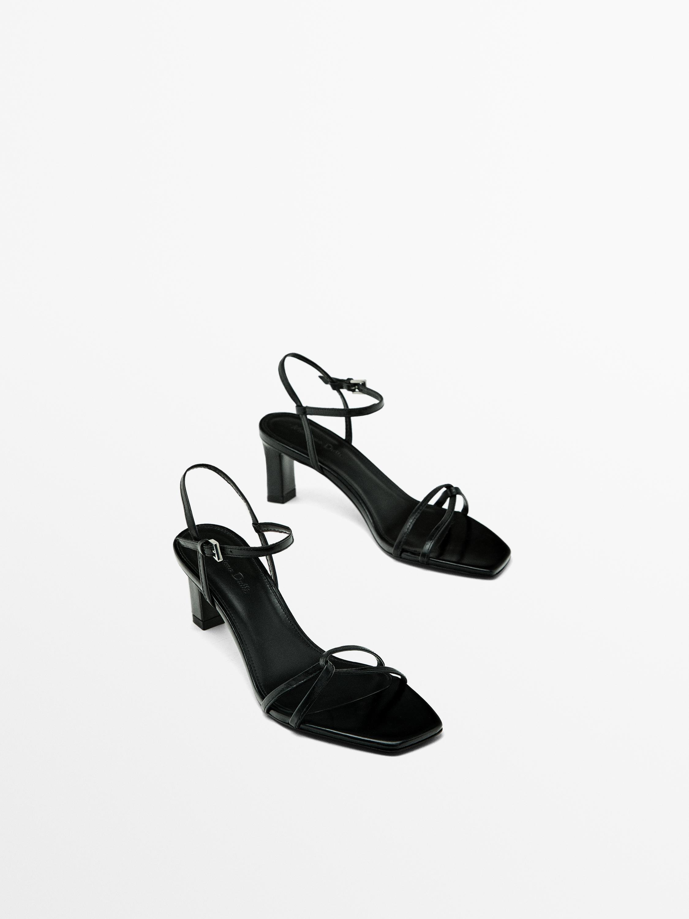 Sandales à talon et brides