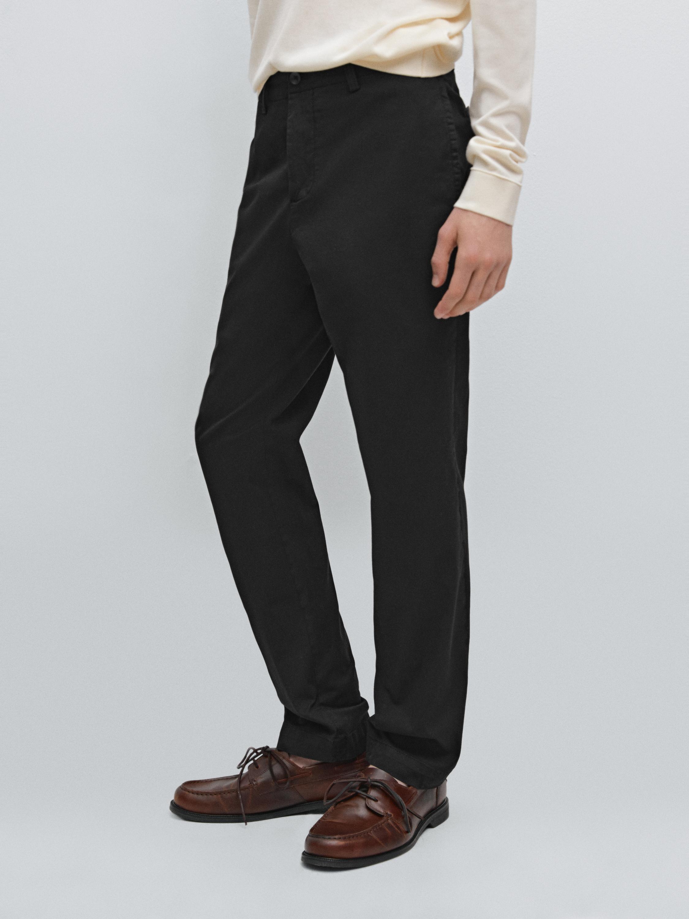 Pantaloni testurizzati slim fit