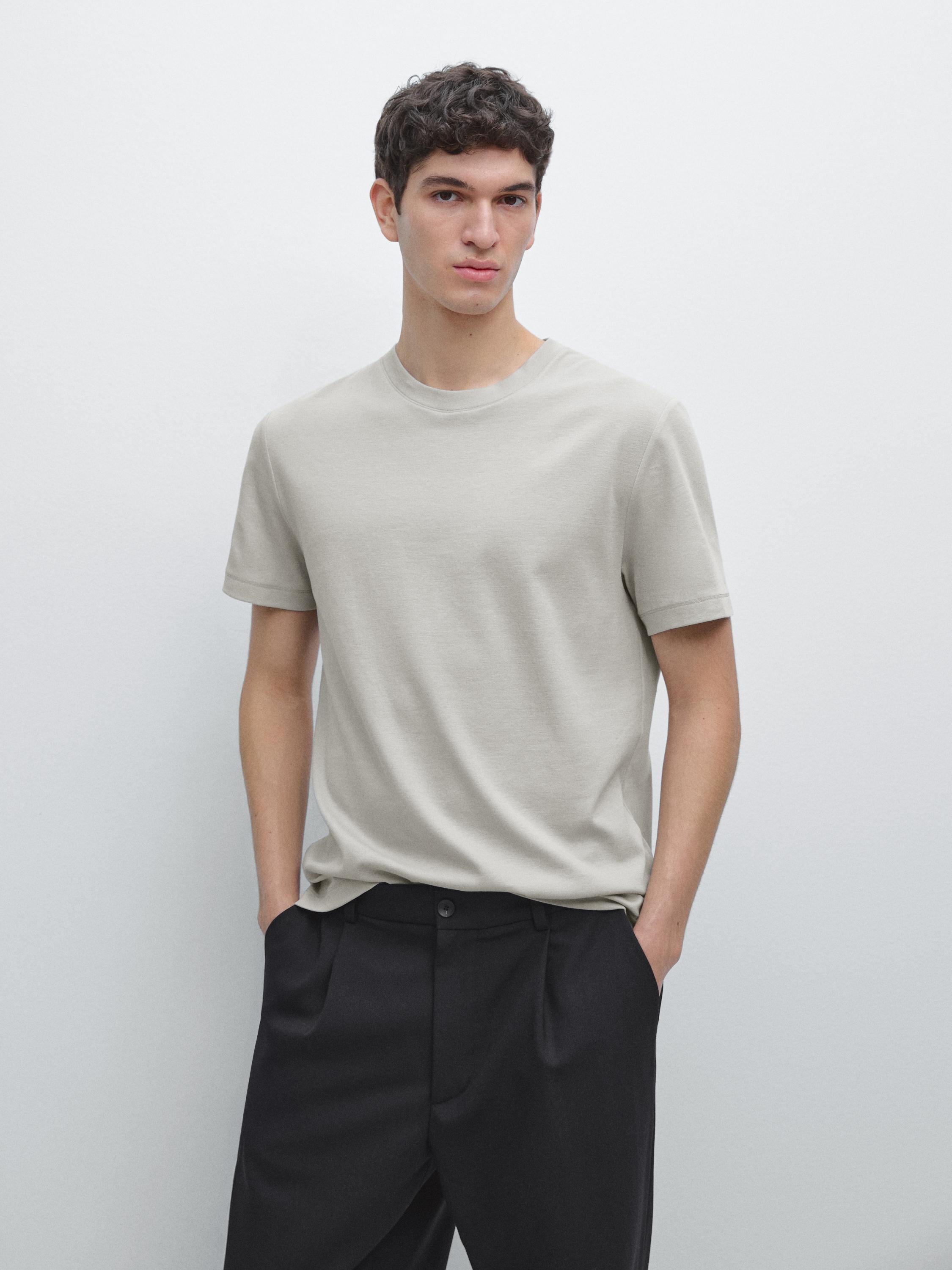 Short sleeve cotton blend T-shirt