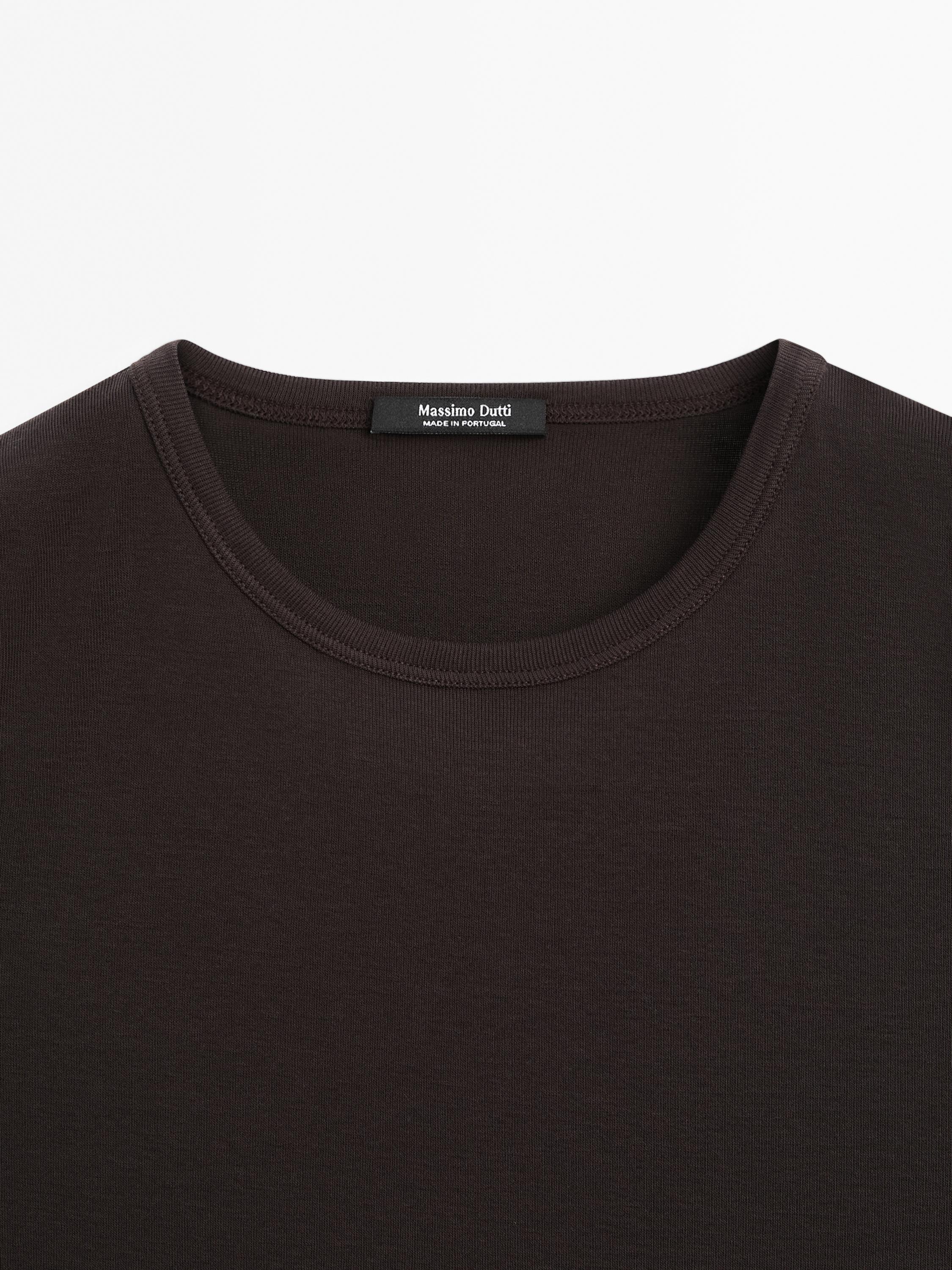 Cropped T-shirt with eyelets