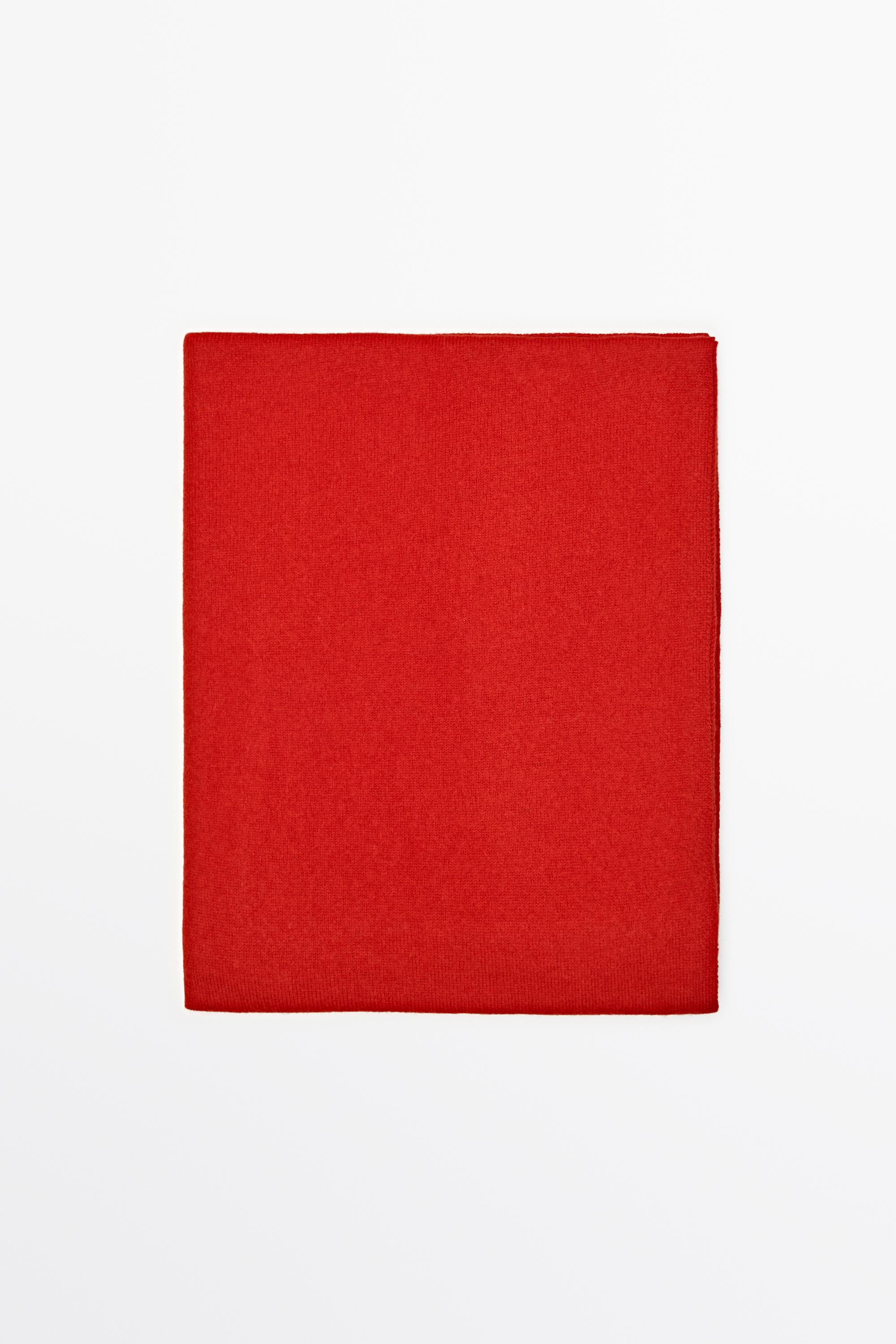 Wool-cashmere blend smooth fine knit scarf