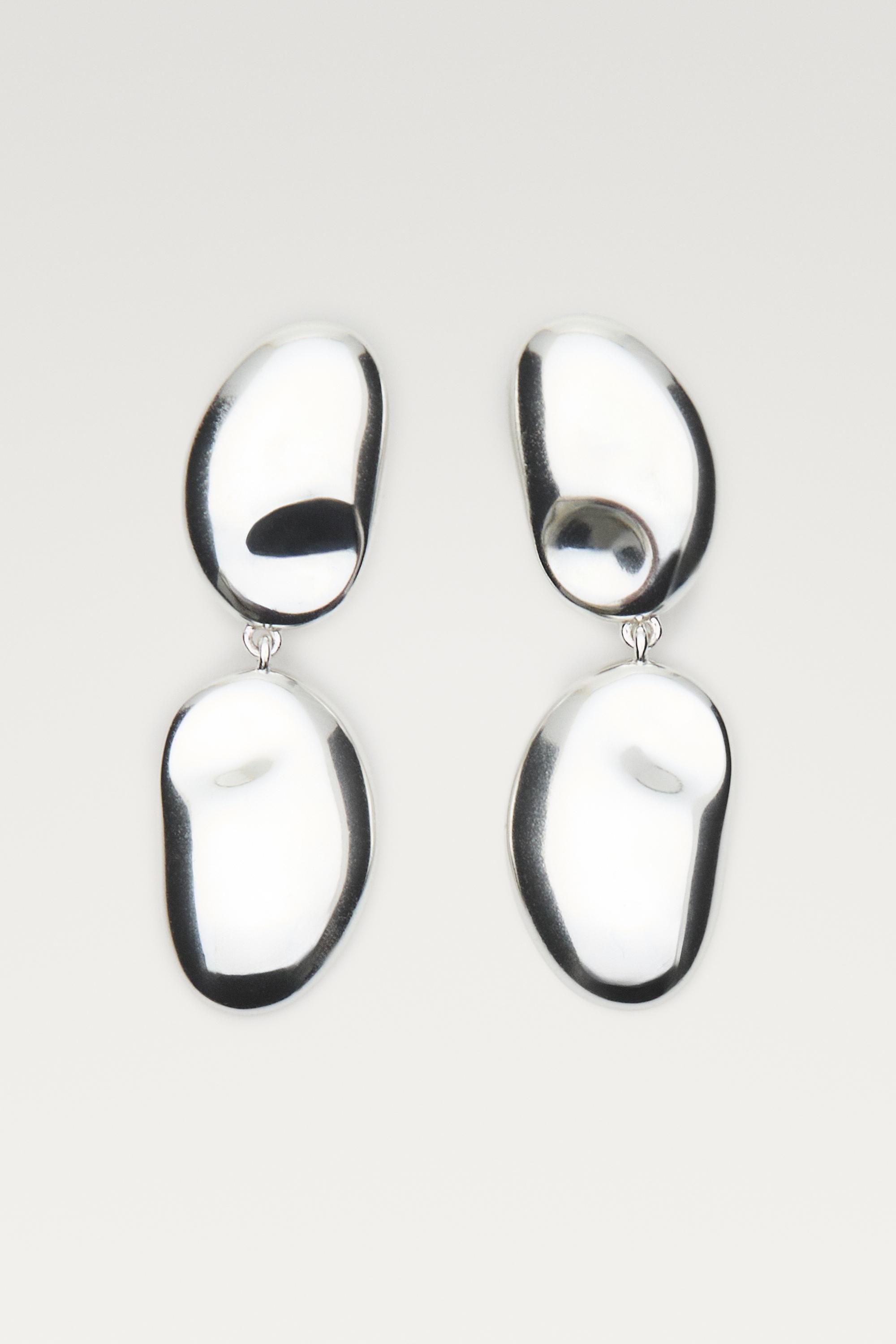Metallic piece dangle earrings — SILVER