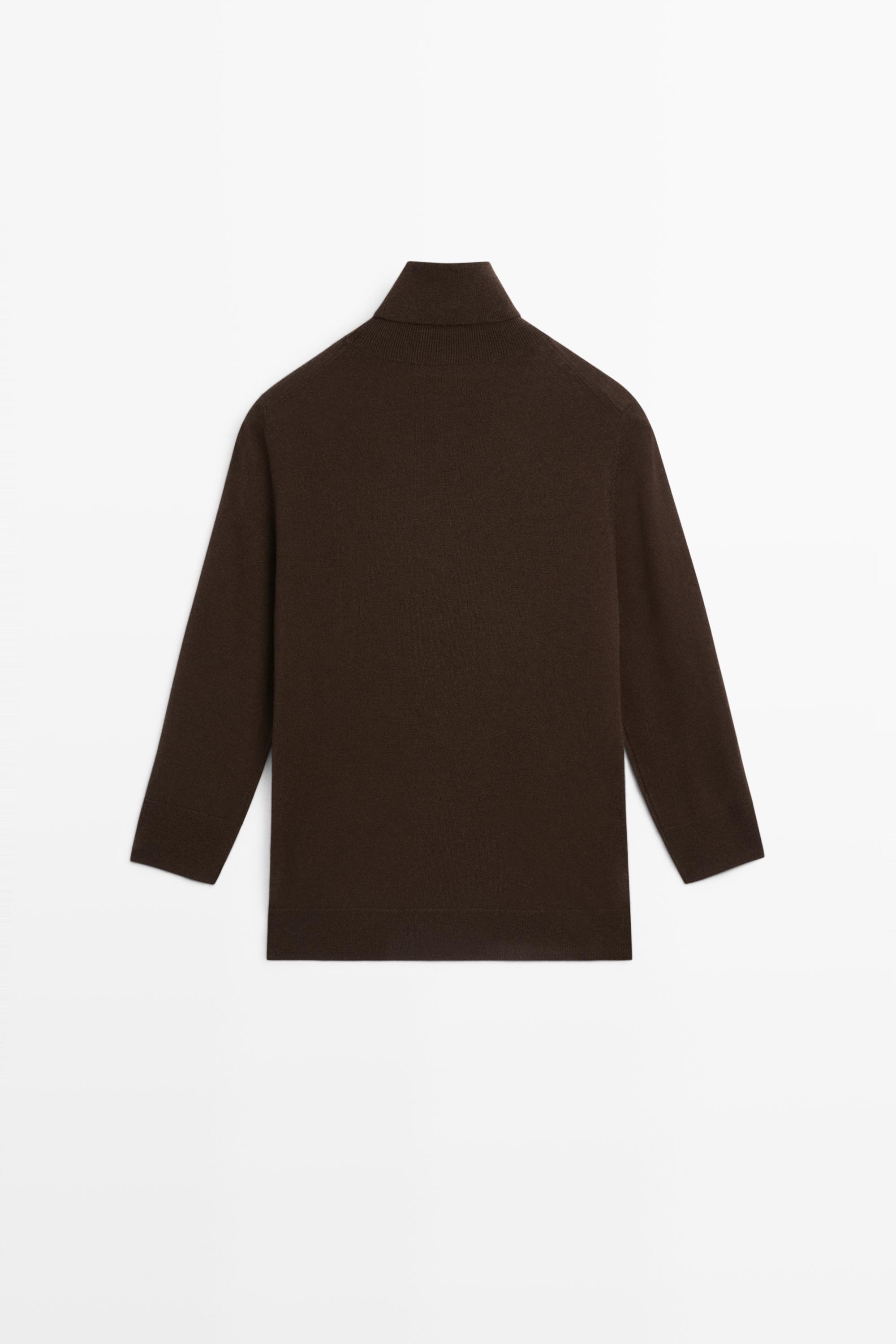 Wool blend turtleneck knit sweater — Chocolate