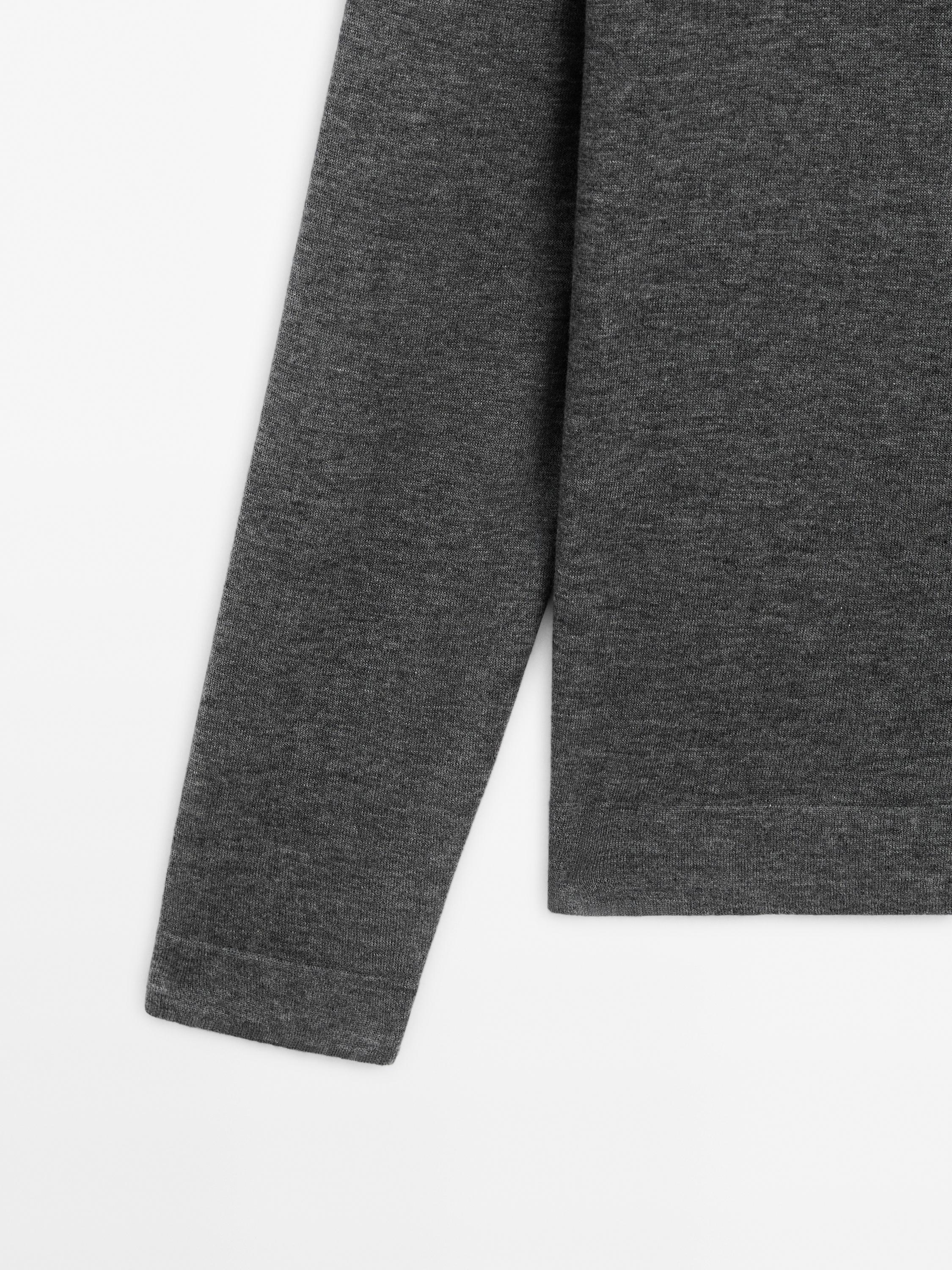 Lightweight knit 100% cashmere sweater
