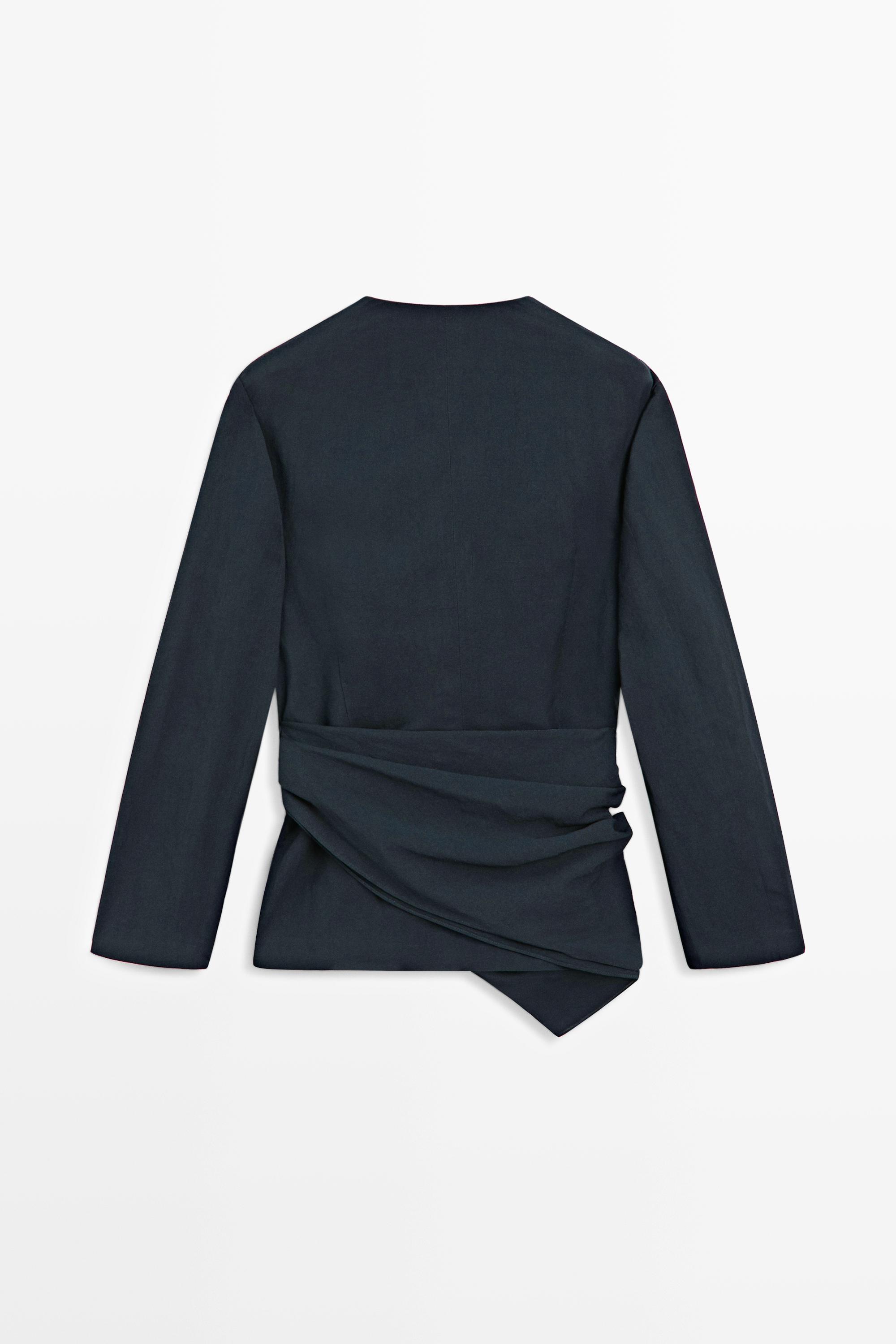 Lightweight kimono with sash detail — DEEP BLUE