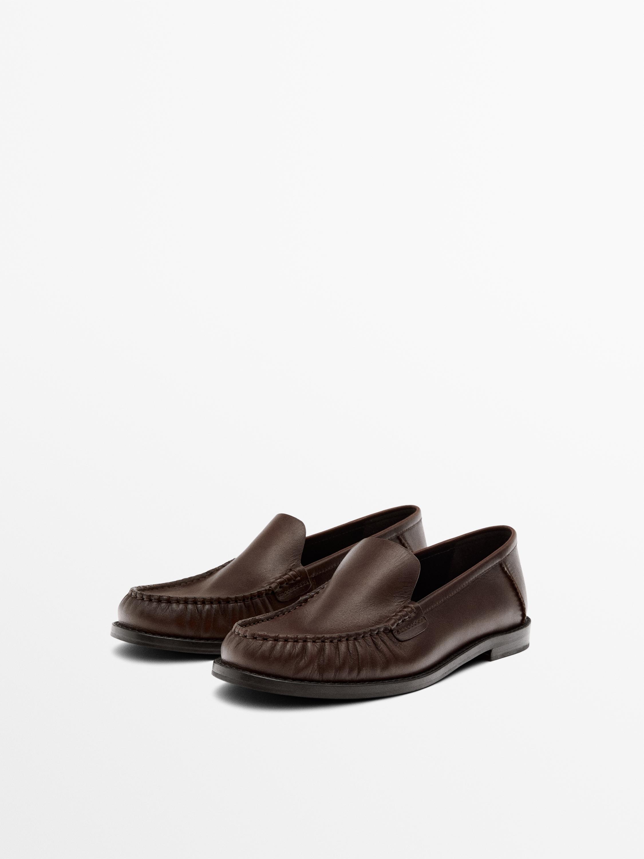 Gathered leather loafers