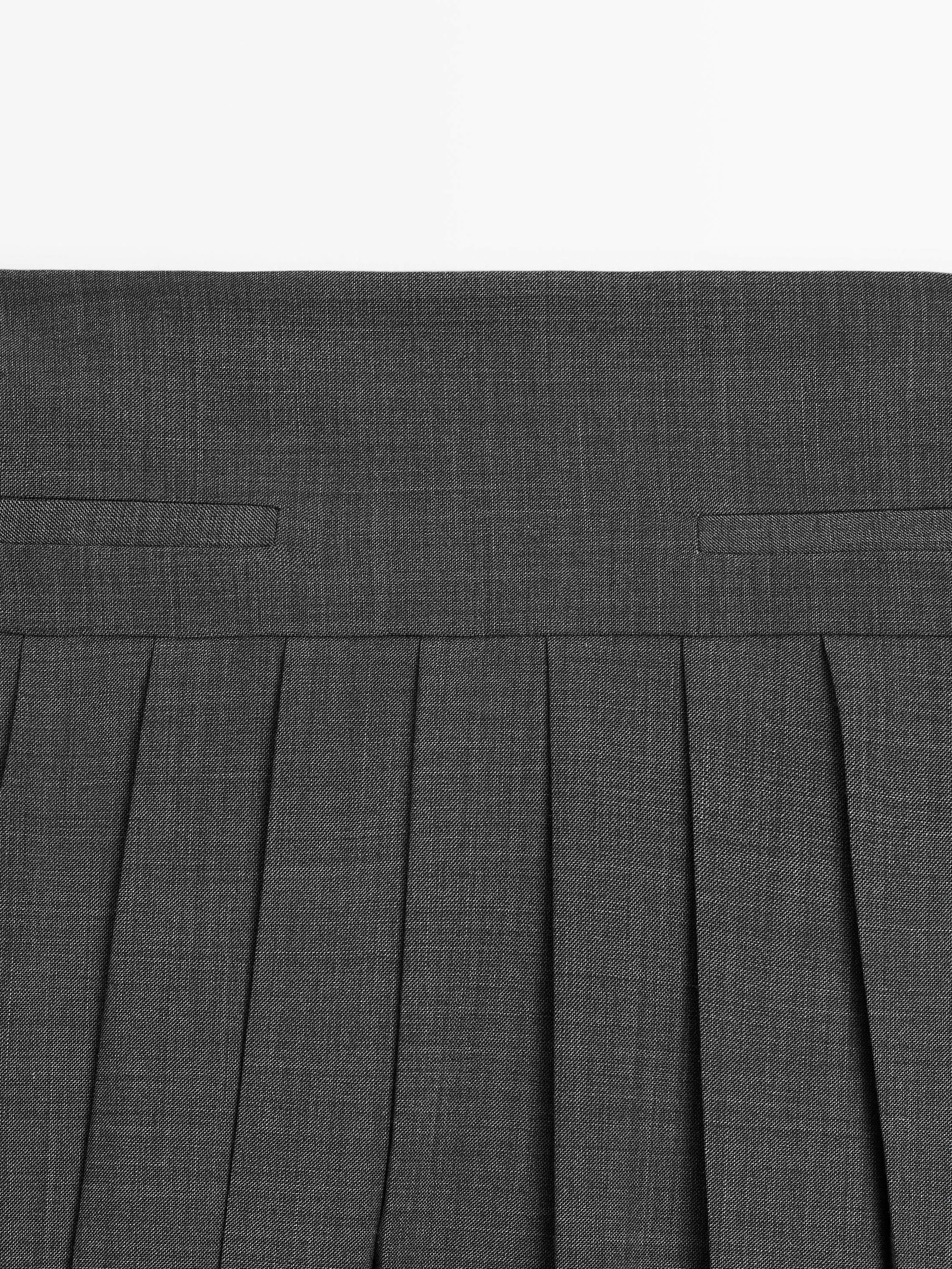 Midi skirt with box pleats