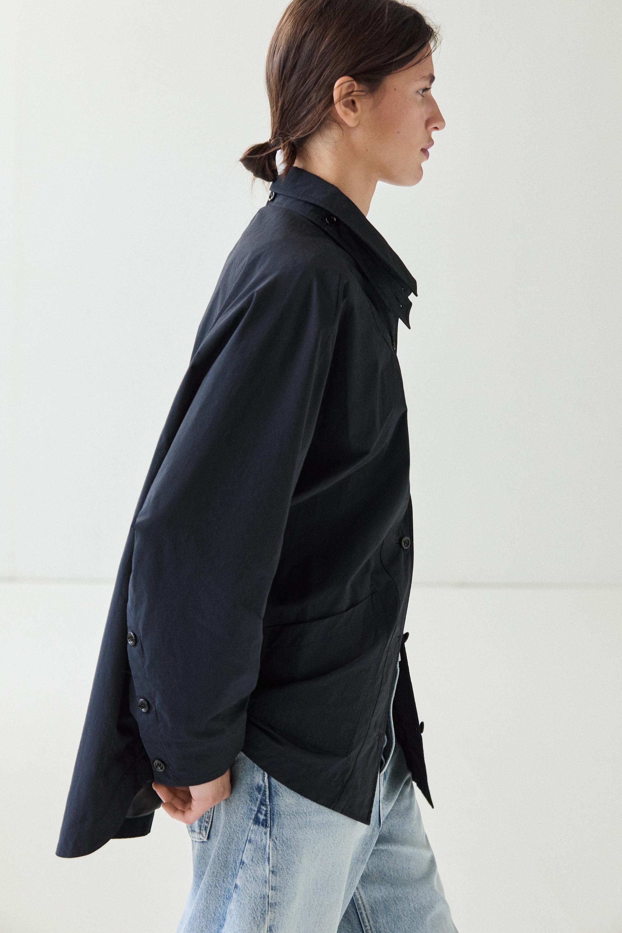 Jacket with buttoned collar strap — DEEP BLUE