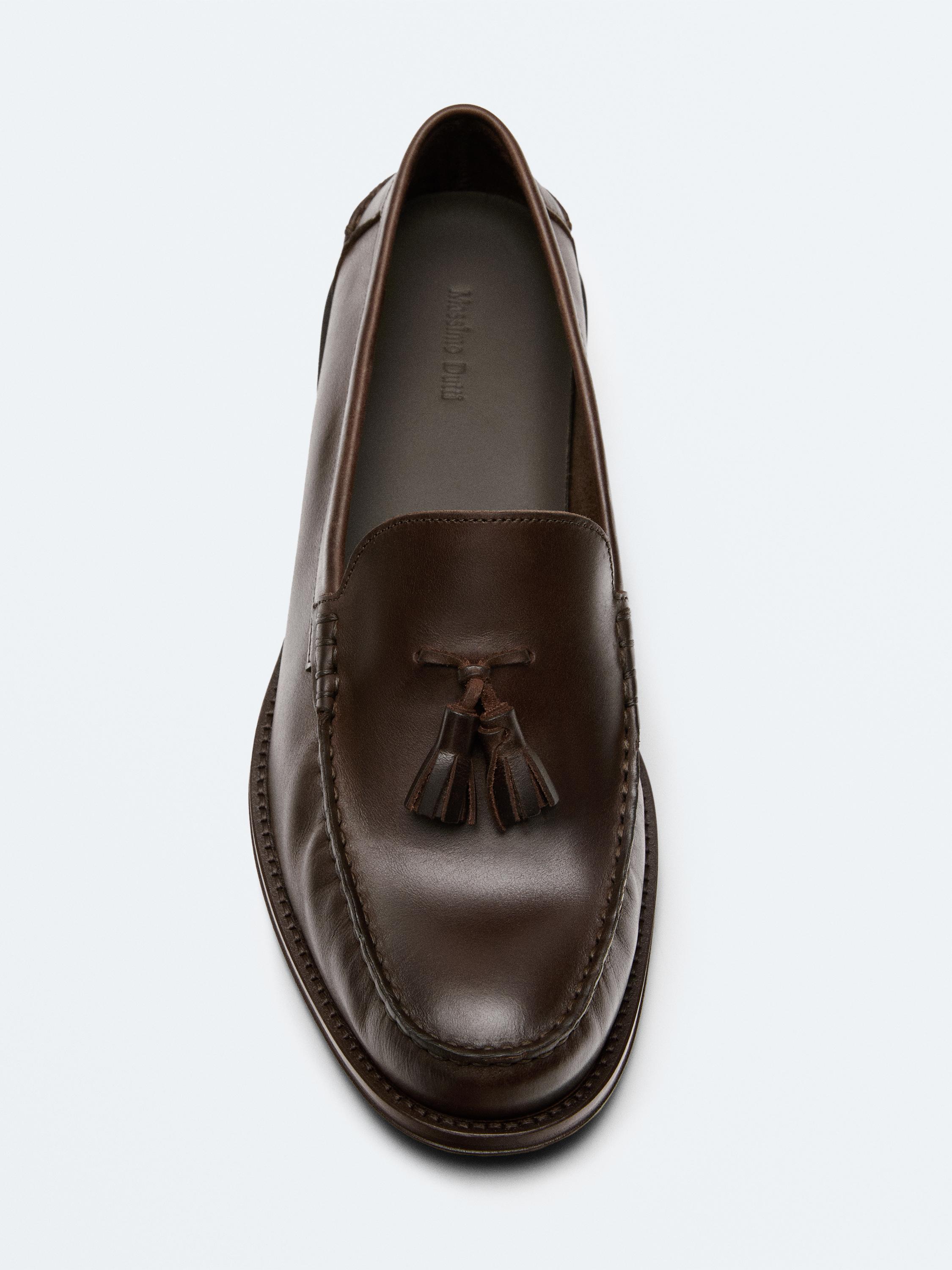 Soft oiled leather loafers with tassels — TAN