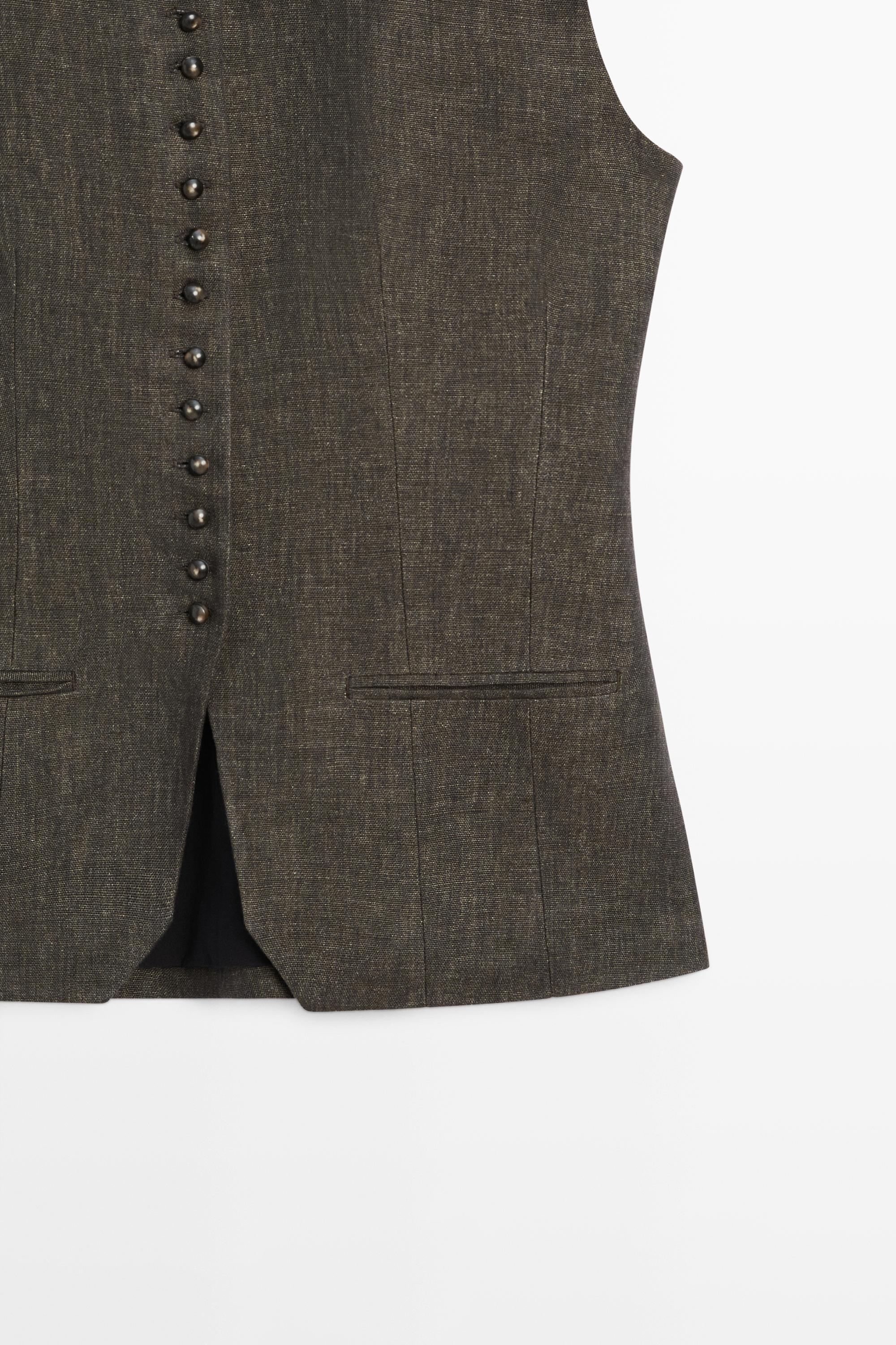 100% linen vest with button detail — Chocolate