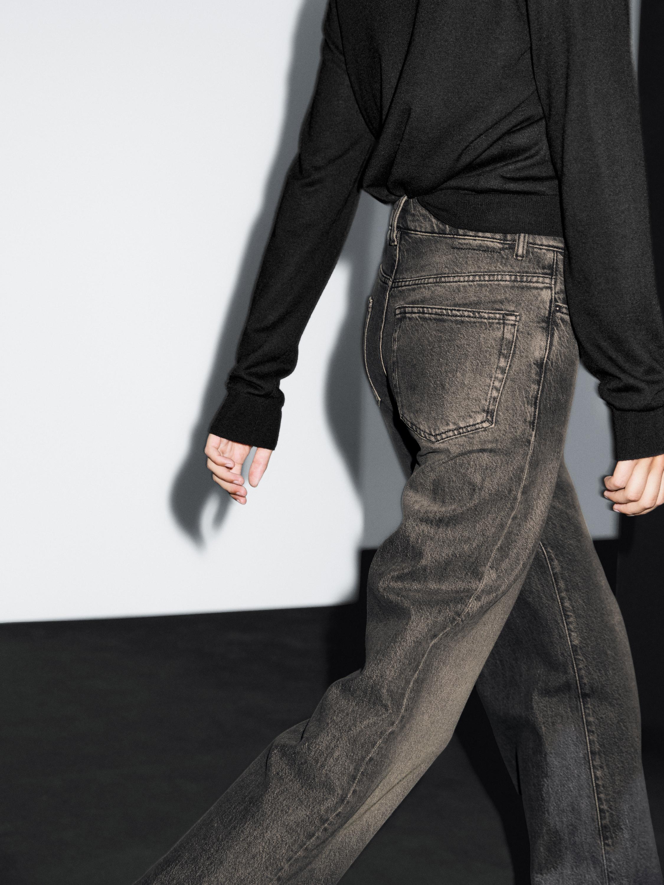 Mid-rise bell bottom jeans