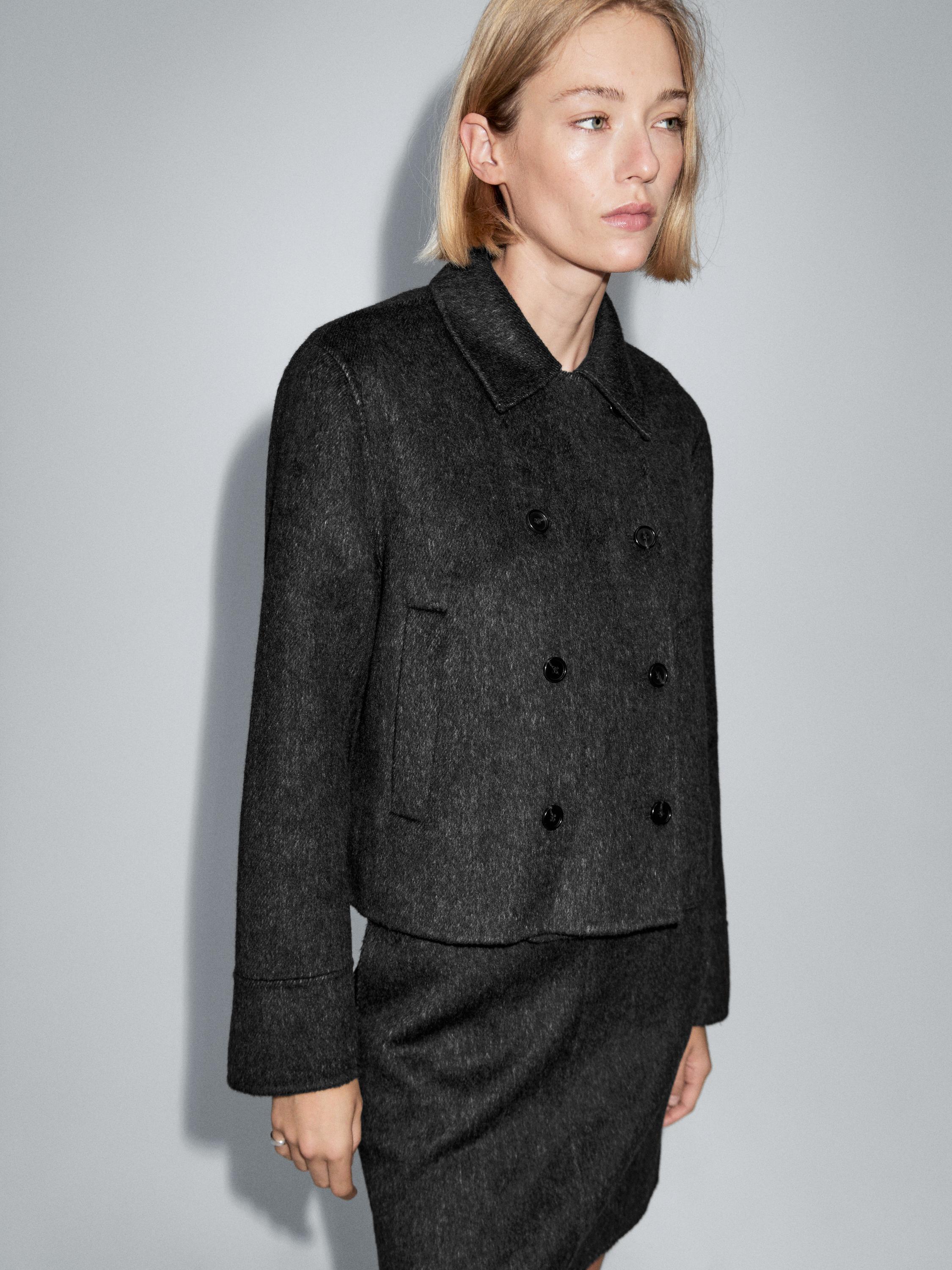 Abrigo corto efecto pelo