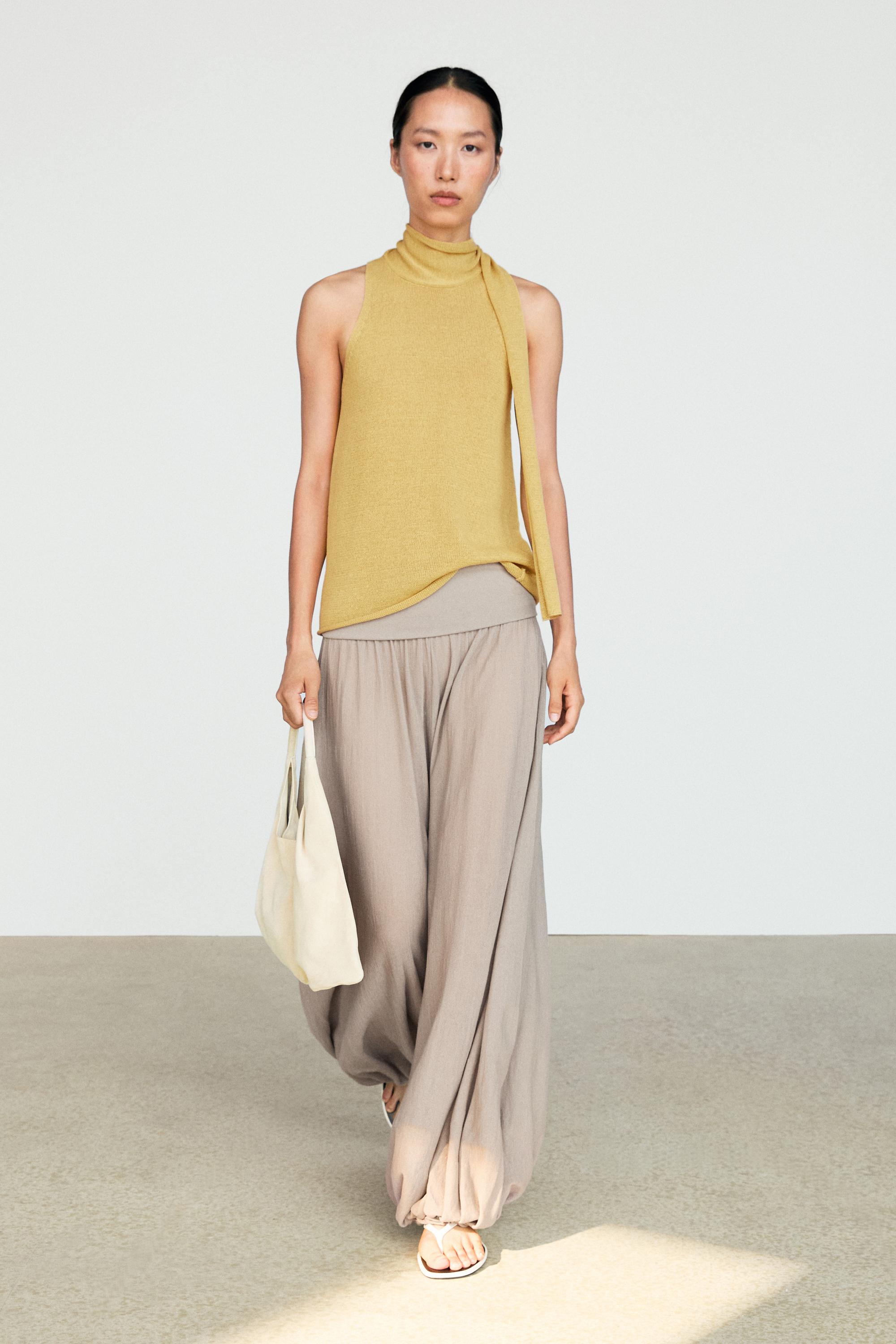 Linen blend halter top with tie detail — LIME