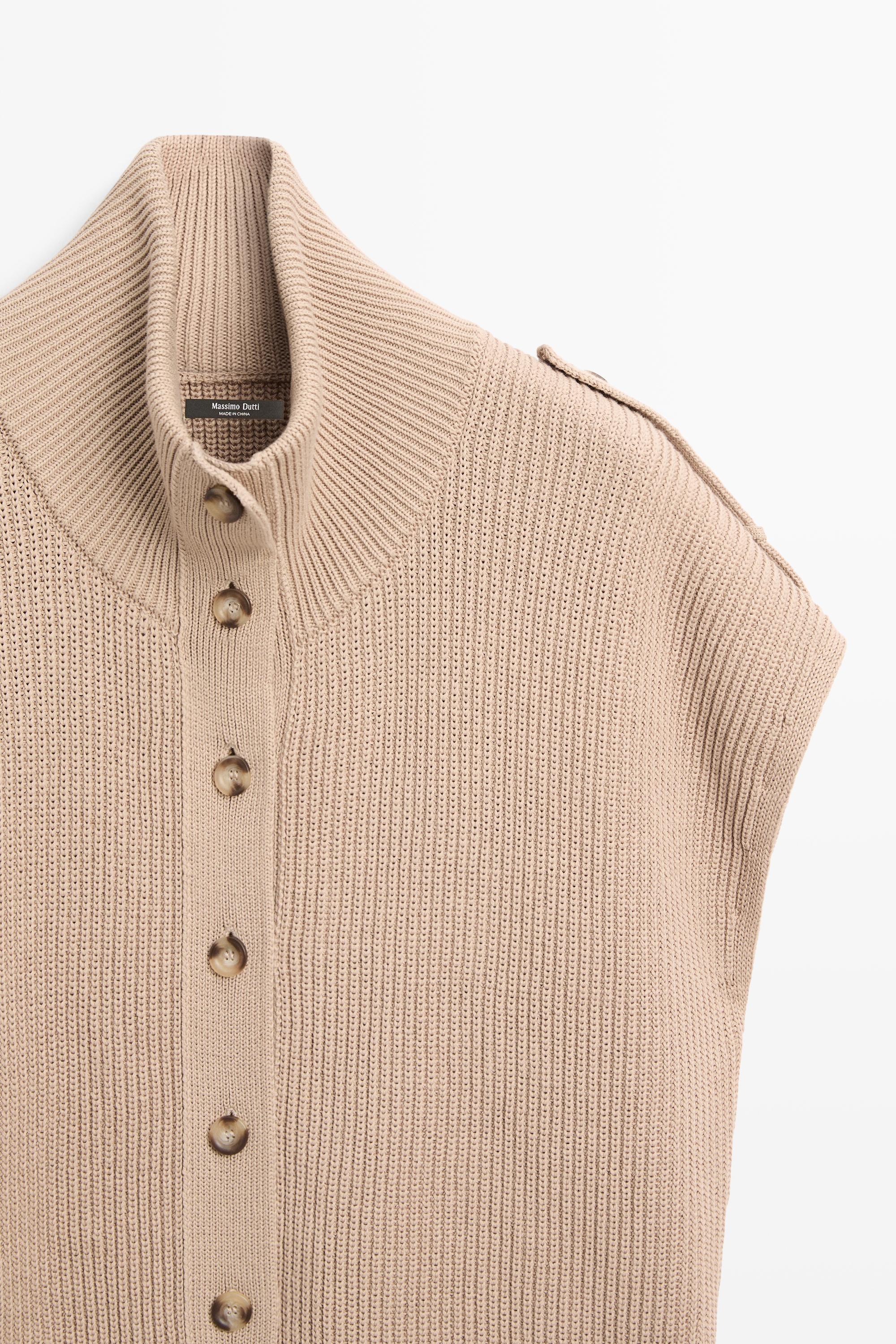 100% cotton button-detail knit vest — CAMEL