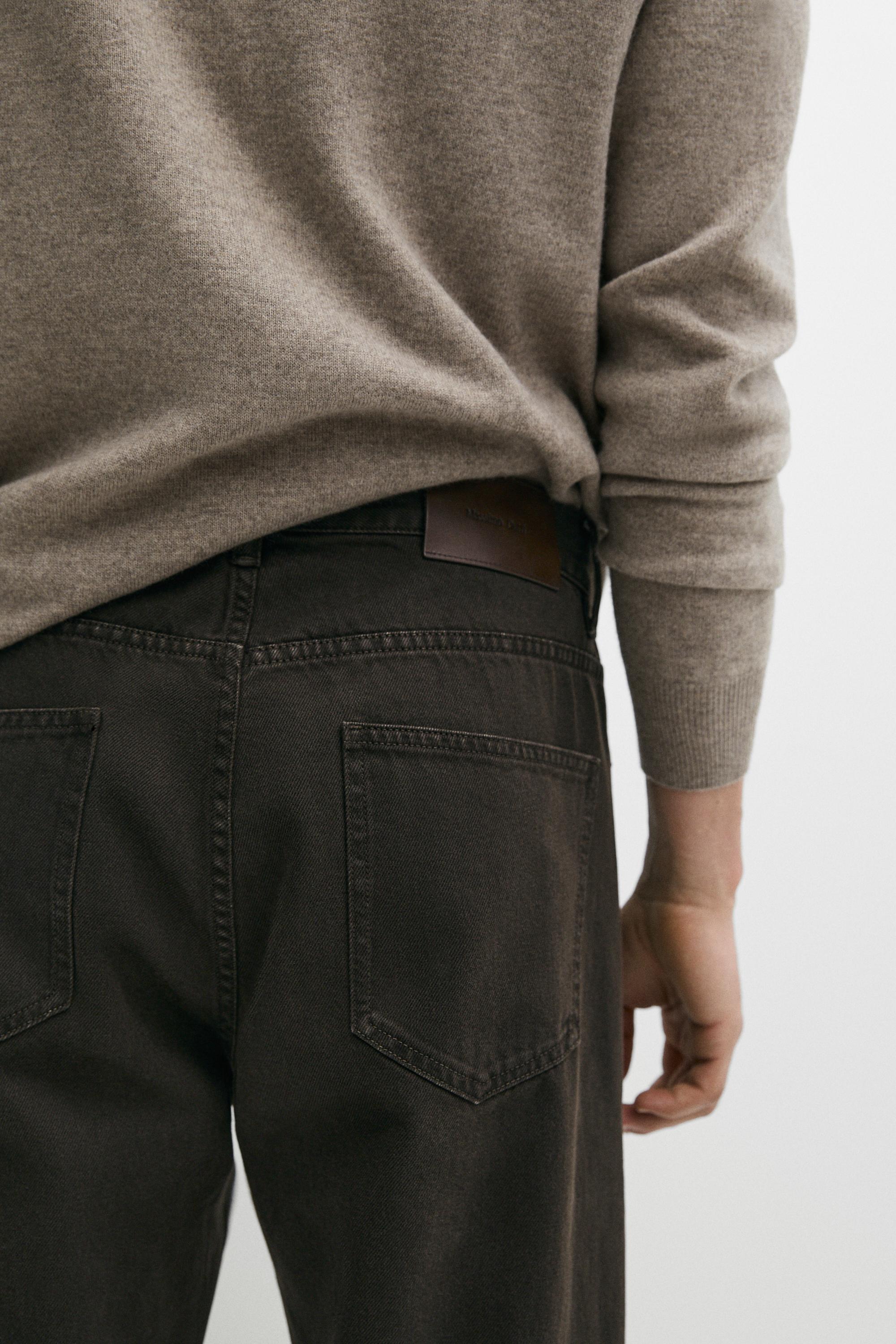Tapered fit jeans — Chocolate
